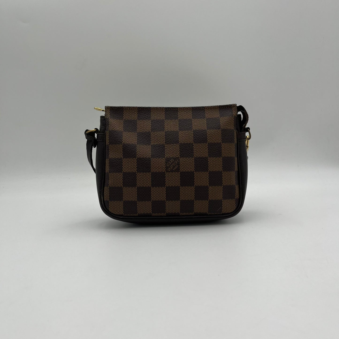 LV Damier Ebene Trousse Pochette