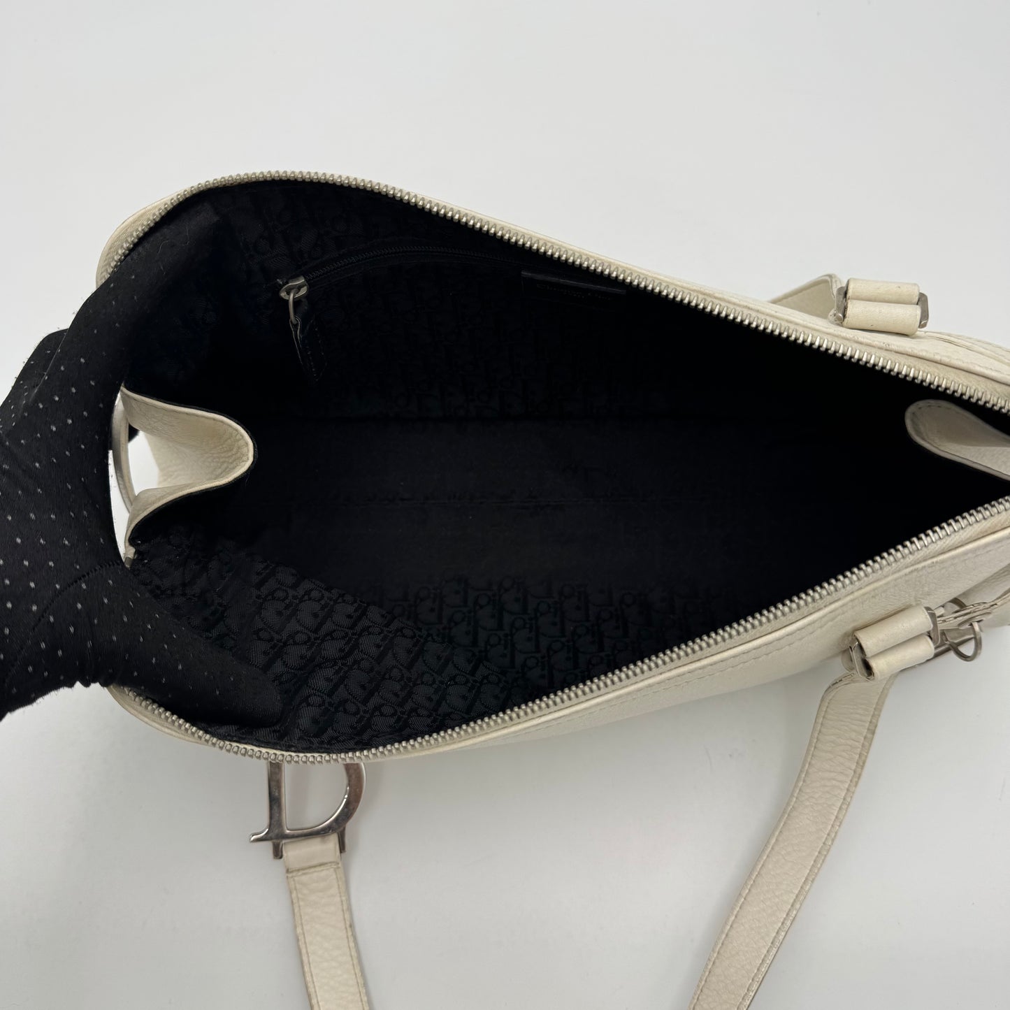 Christian Dior White Leather Spellout D Charm Boston Shoulder Bag