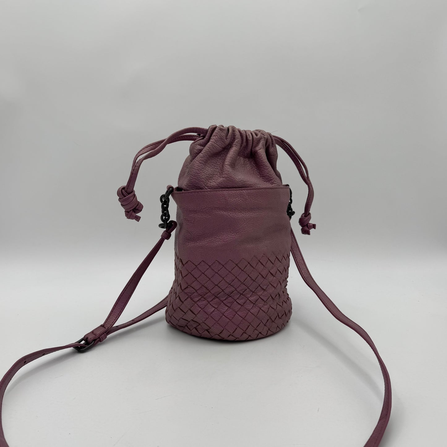 Bottega Veneta Metallic Purple Leather Intrecciato Bucket Bag