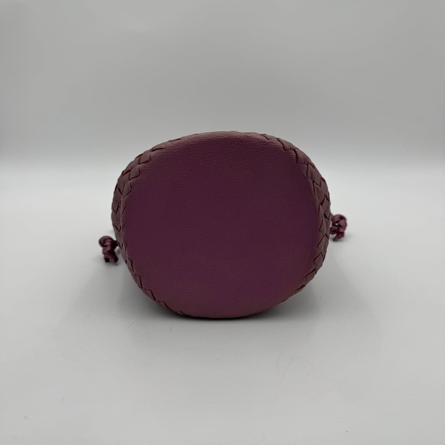 Bottega Veneta Metallic Purple Leather Intrecciato Bucket Bag