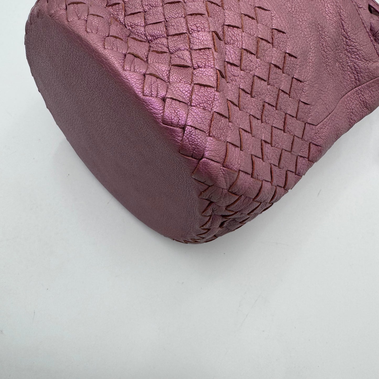 Bottega Veneta Metallic Purple Leather Intrecciato Bucket Bag