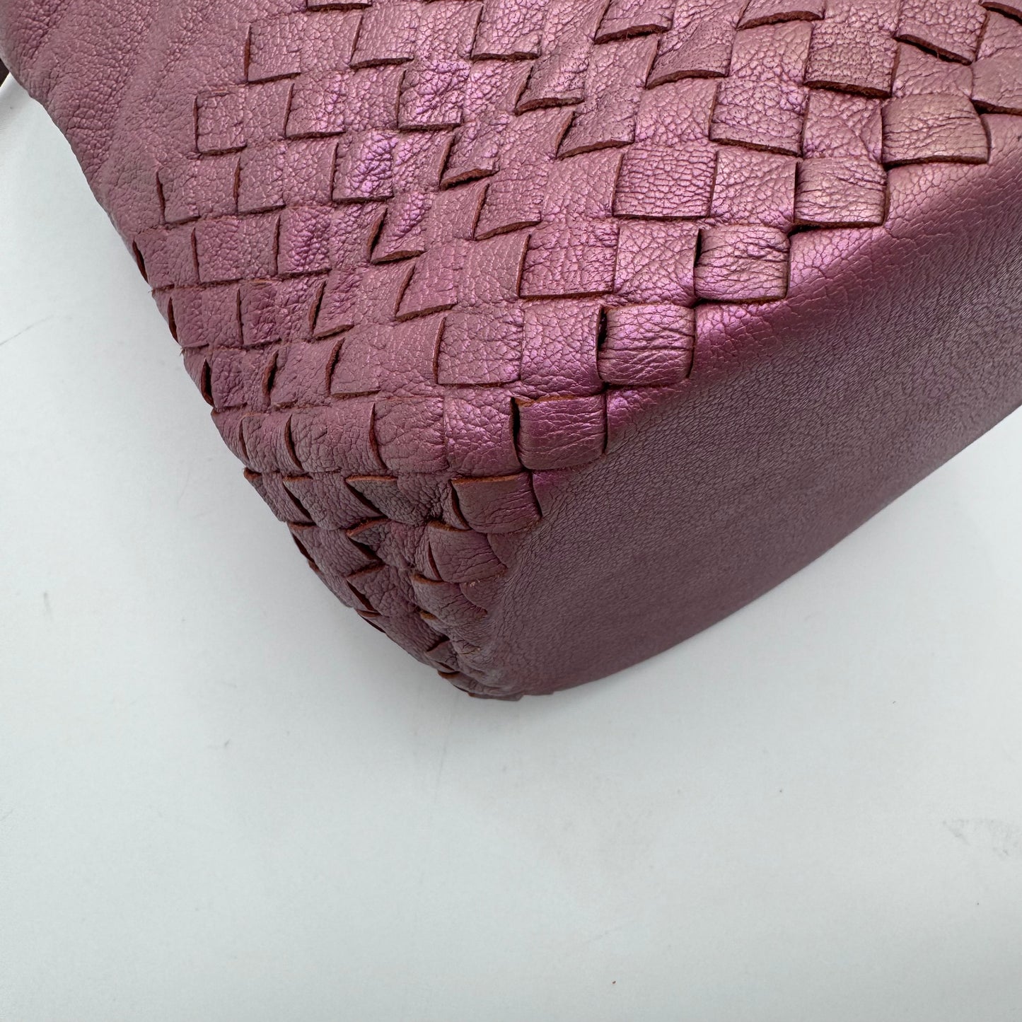 Bottega Veneta Metallic Purple Leather Intrecciato Bucket Bag