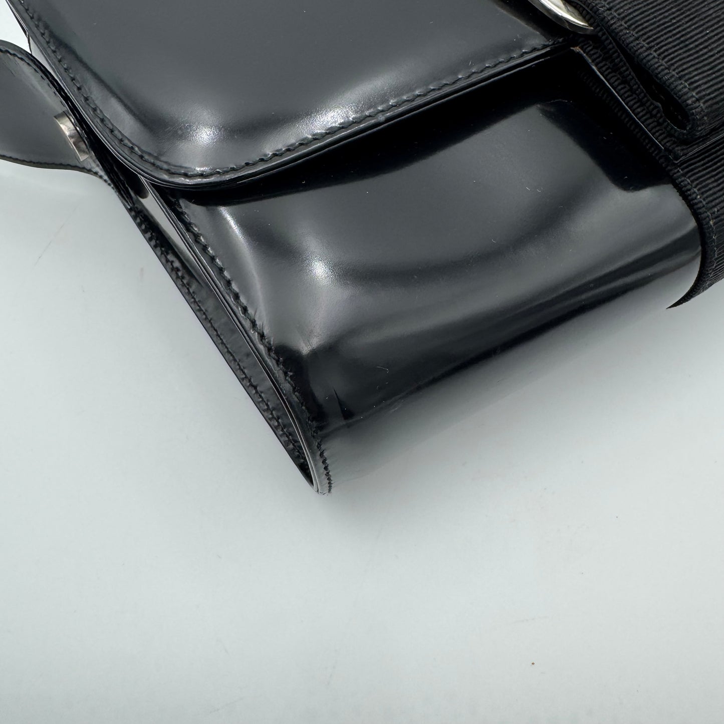 Salvatore Ferragamo Black Patent Leather Vara Bow Shoulder Bag SHW