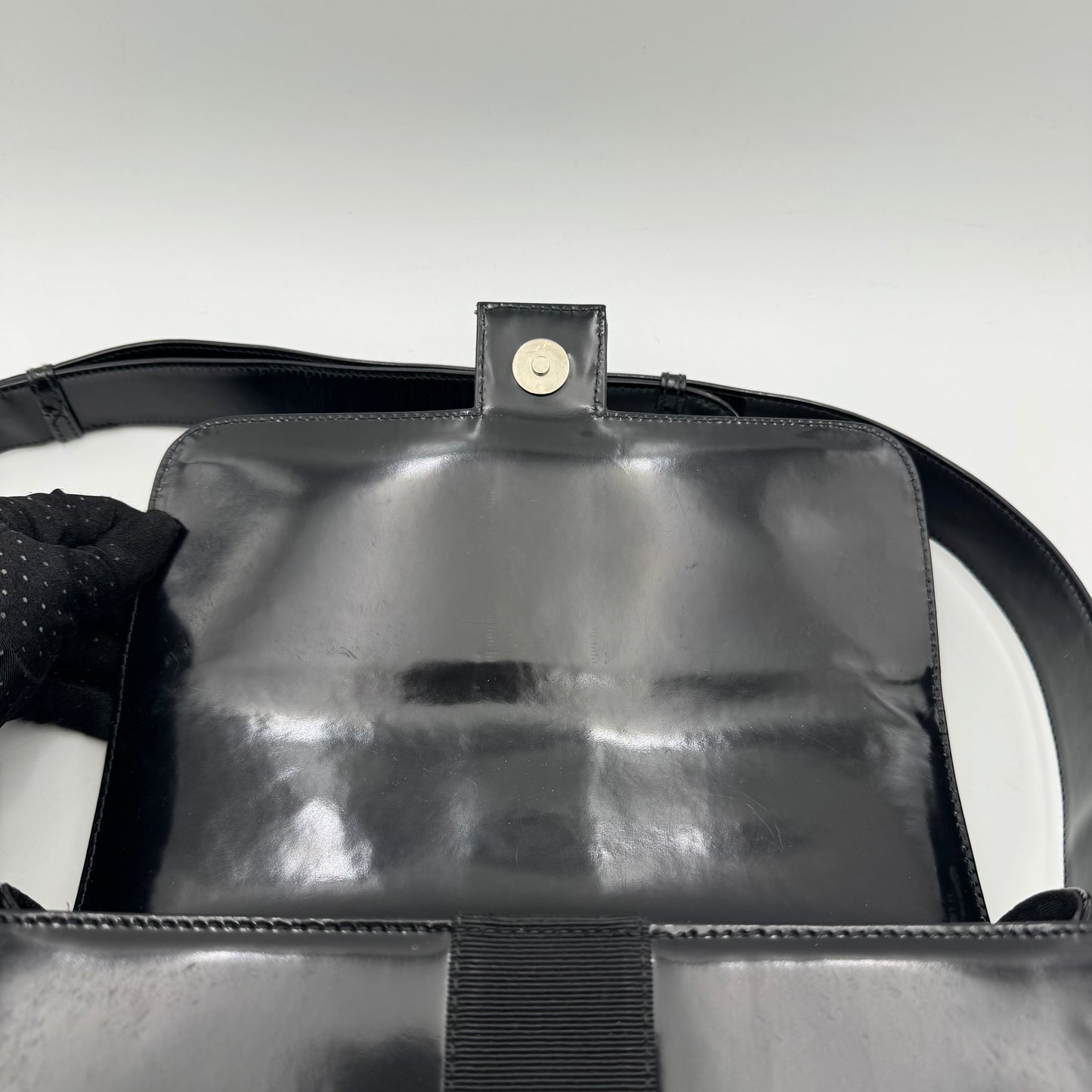 Salvatore Ferragamo Black Patent Leather Vara Bow Shoulder Bag SHW