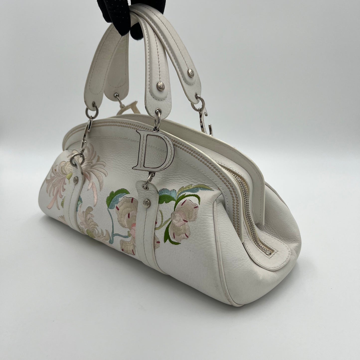 Christian Dior White Leather Embroidered Flower Handbag