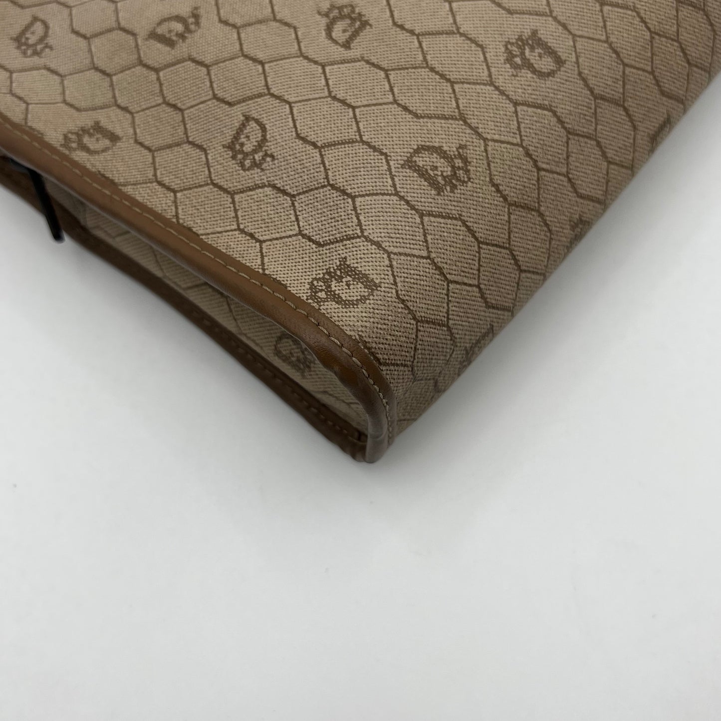 Christian Dior Light Honeycomb Zip Clutch