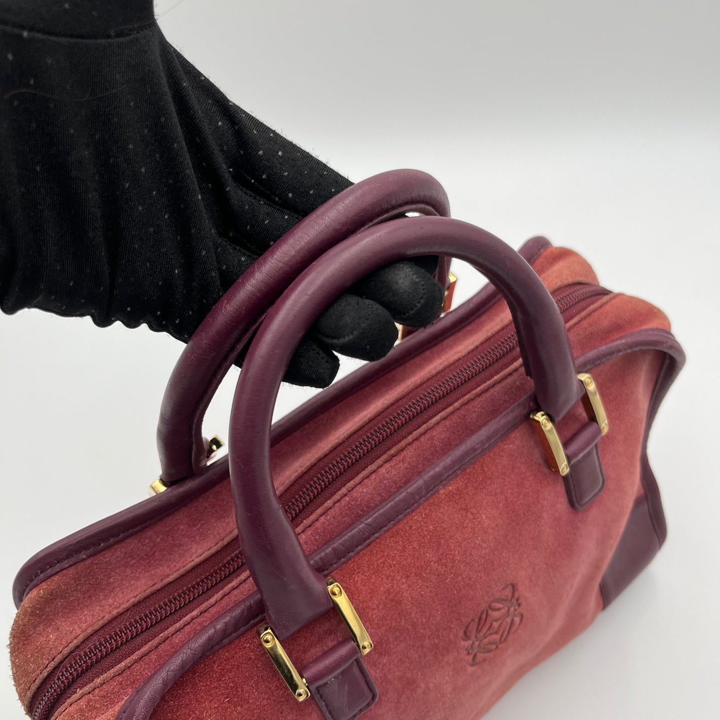 Loewe Wine Suede Amazona 28