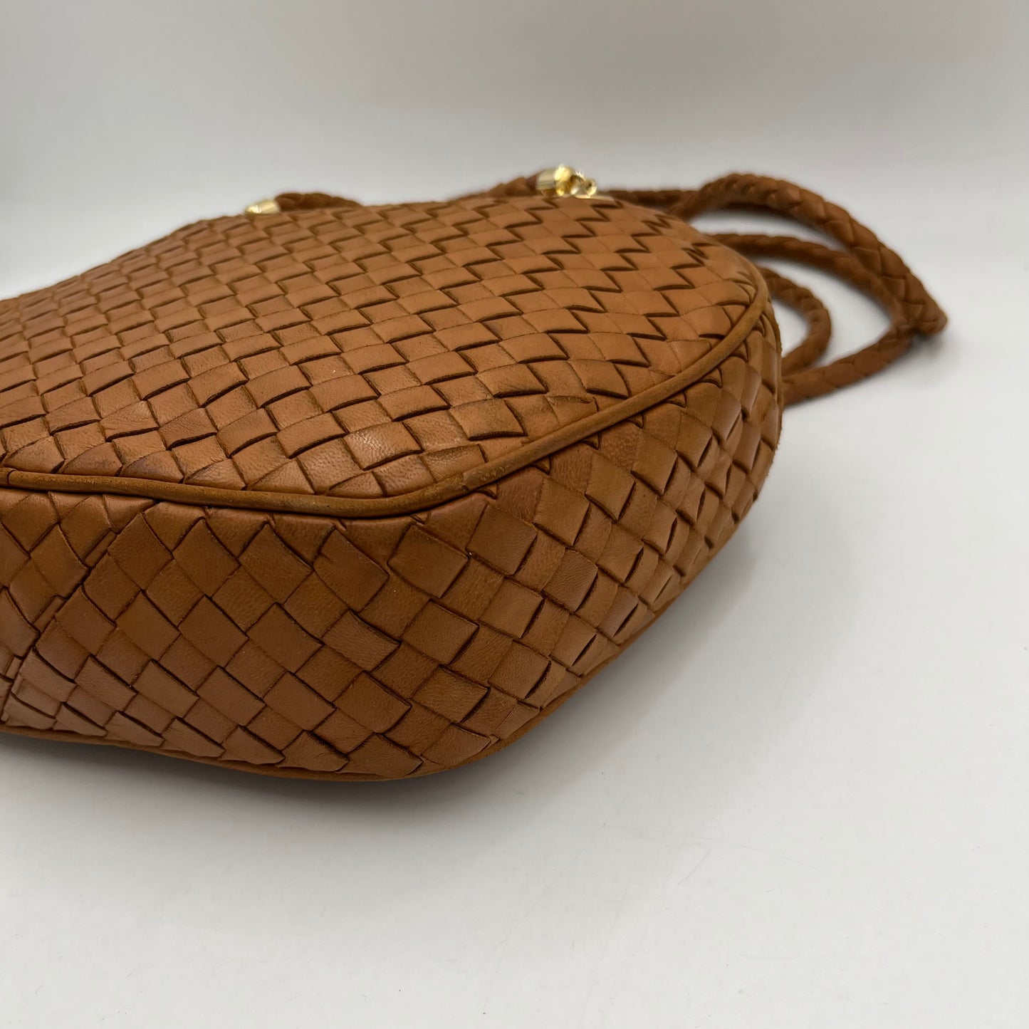 Bottega Veneta Brown Intrecciato Round Sling