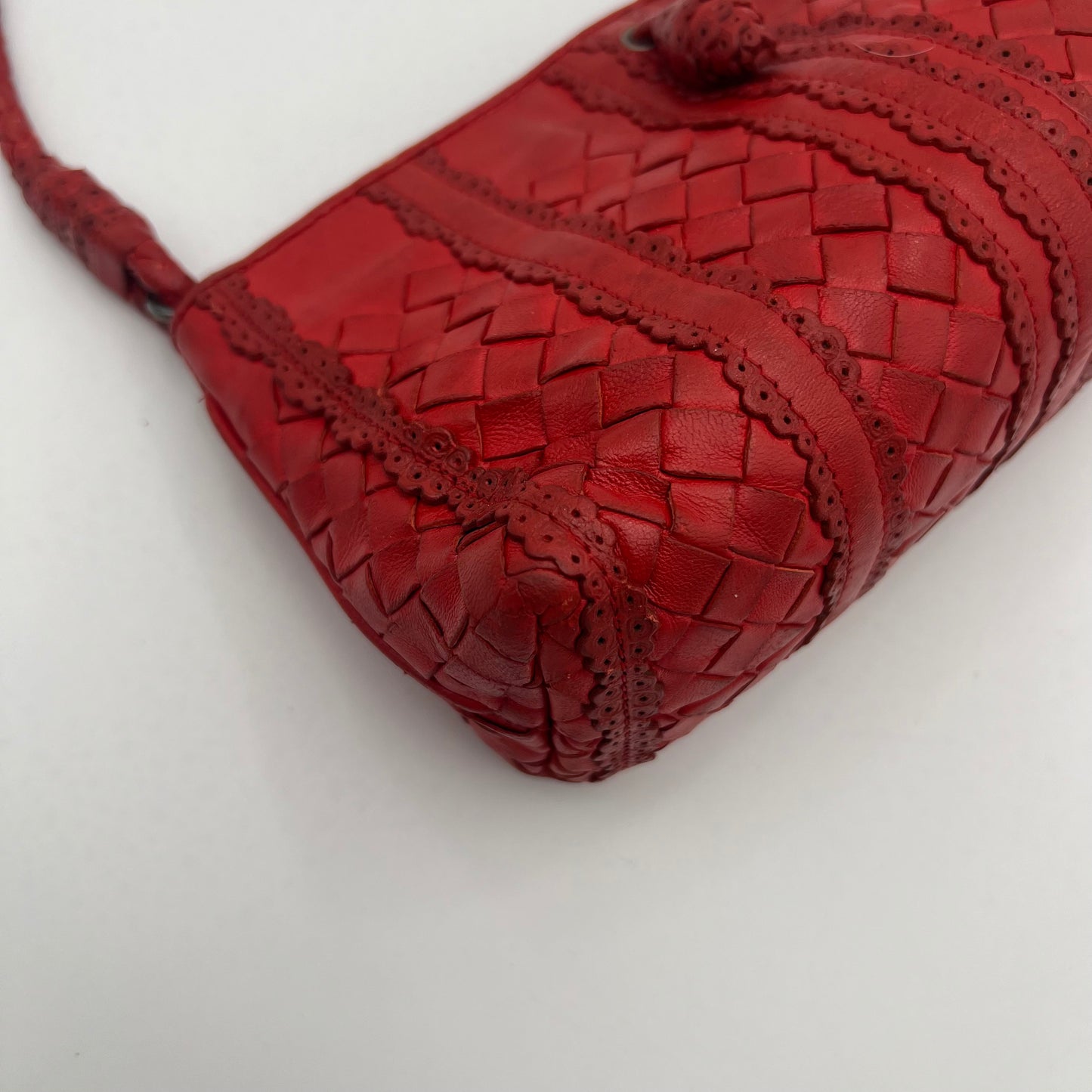 Bottega Veneta Red Intrecciato Pochette
