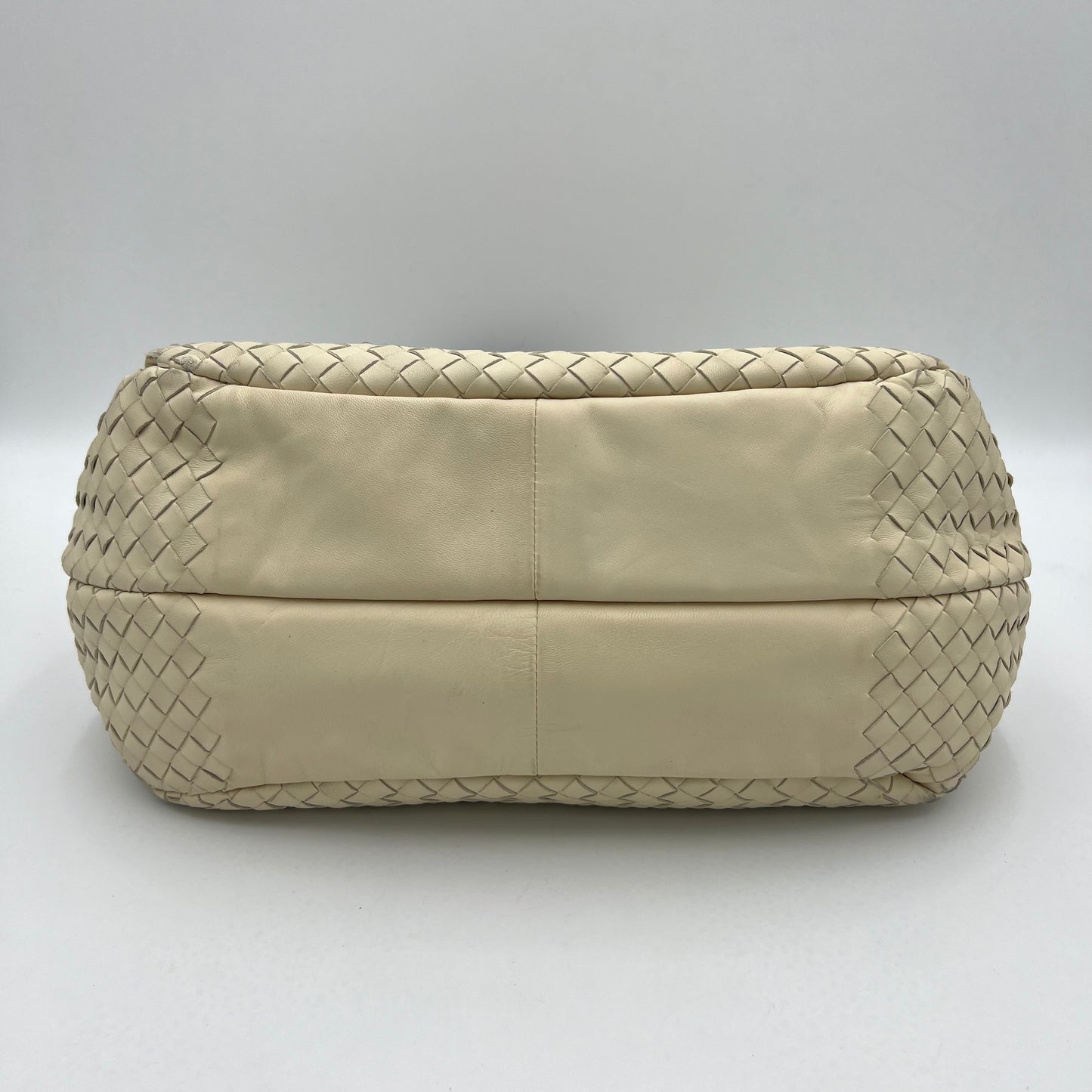 Bottega Veneta White Intrecciato Leather Campana Hobo Bag