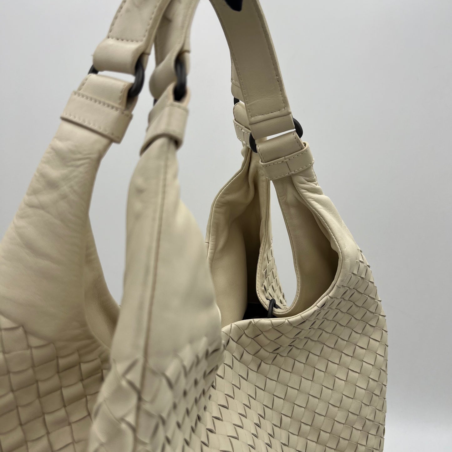 Bottega Veneta White Intrecciato Leather Campana Hobo Bag