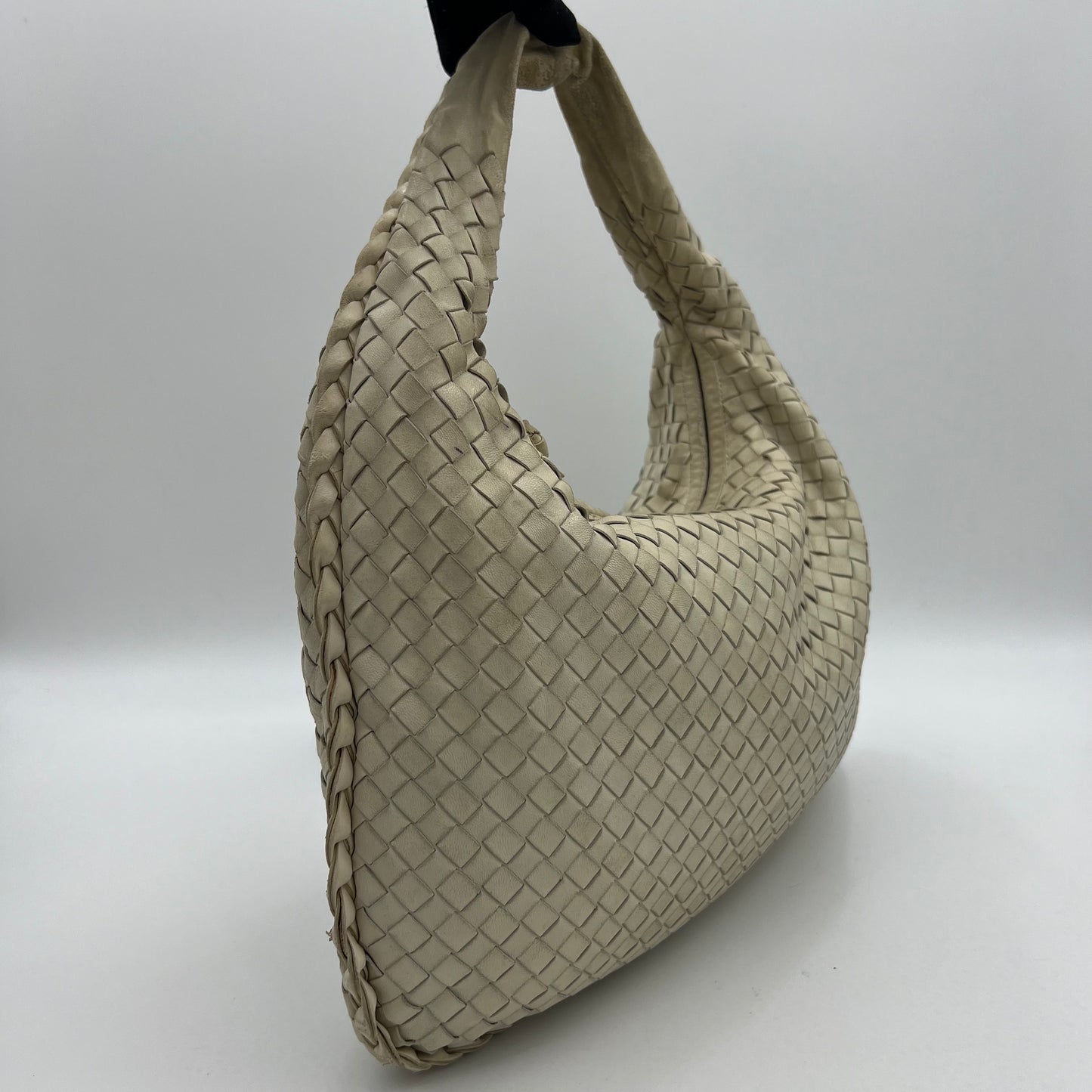 Bottega Veneta White Intrecciato Hobo Bag