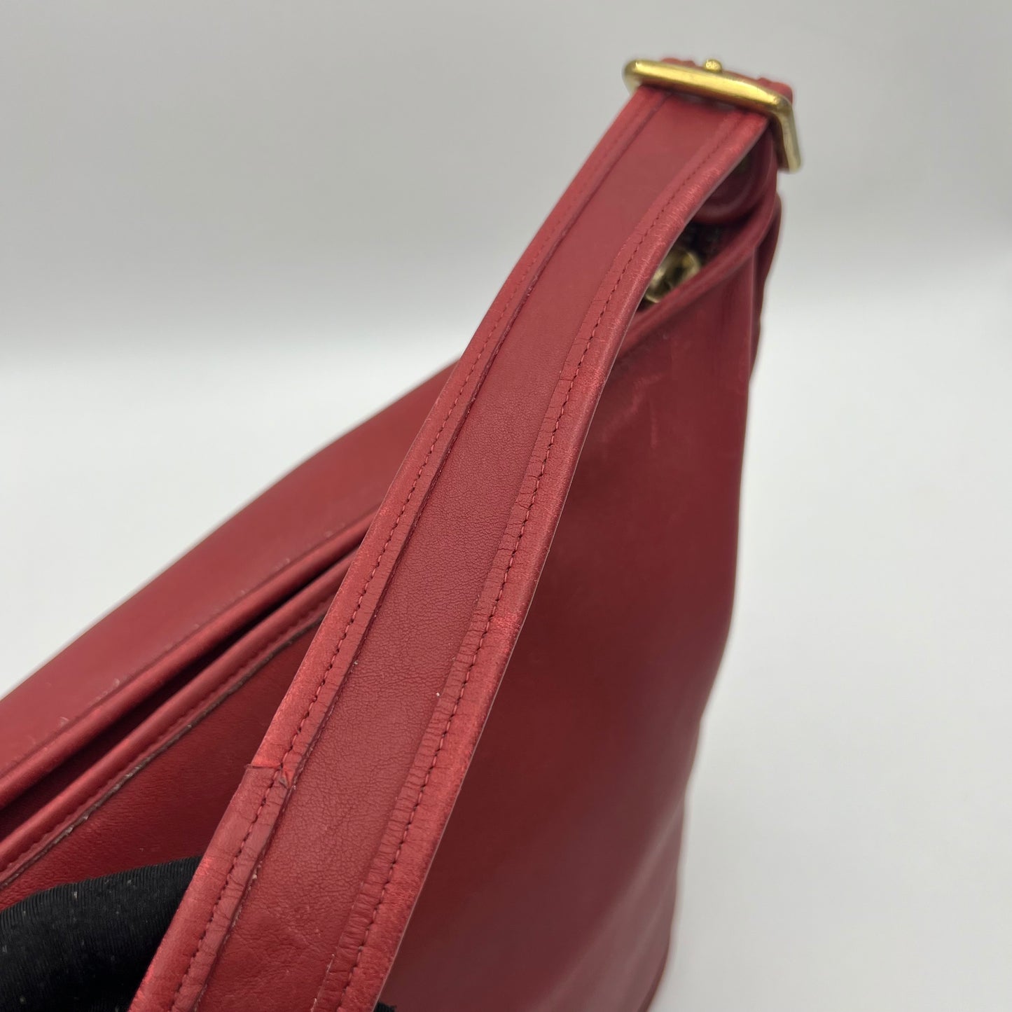 Coach Cherry Red Leather Duffle Sac XL