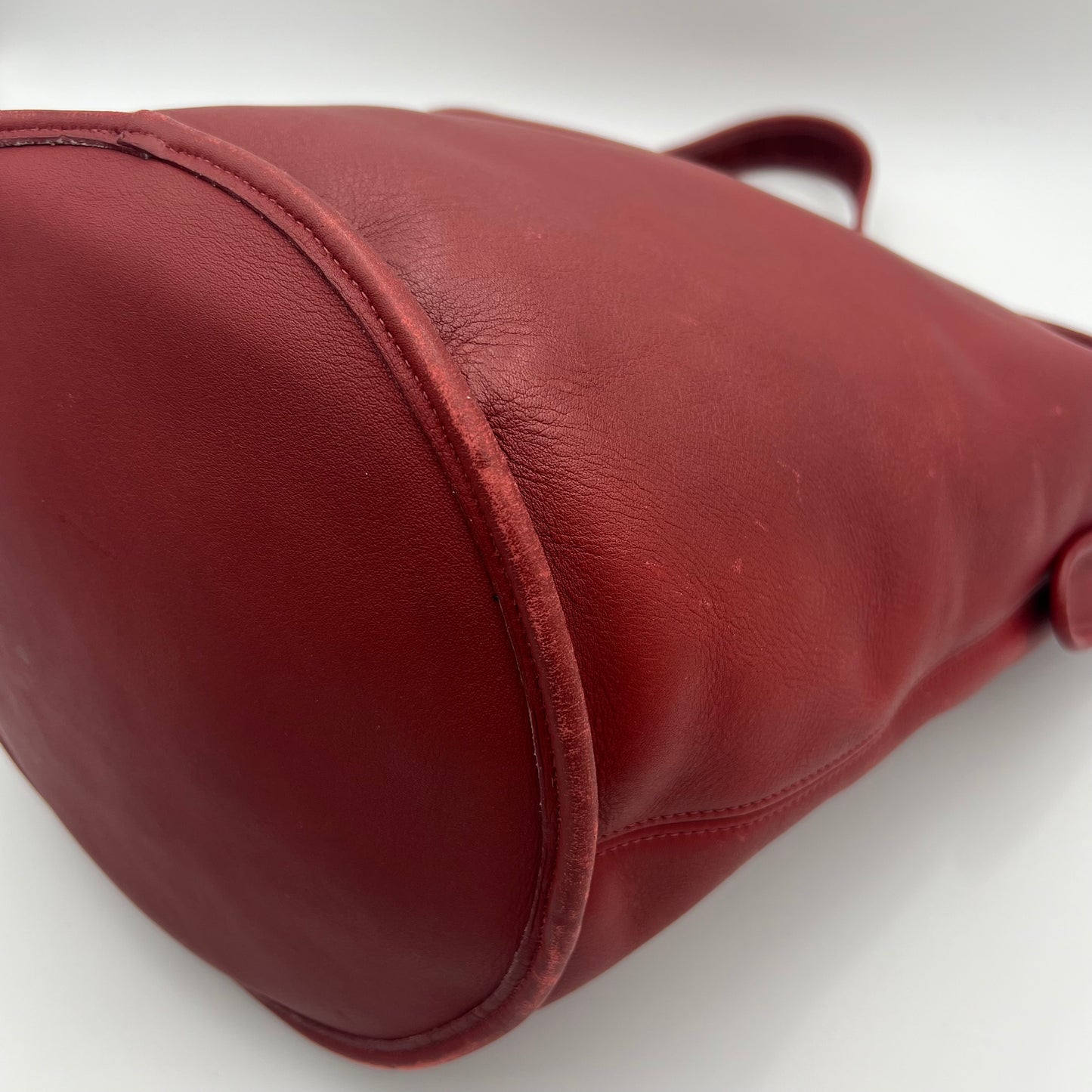Coach Cherry Red Leather Duffle Sac XL