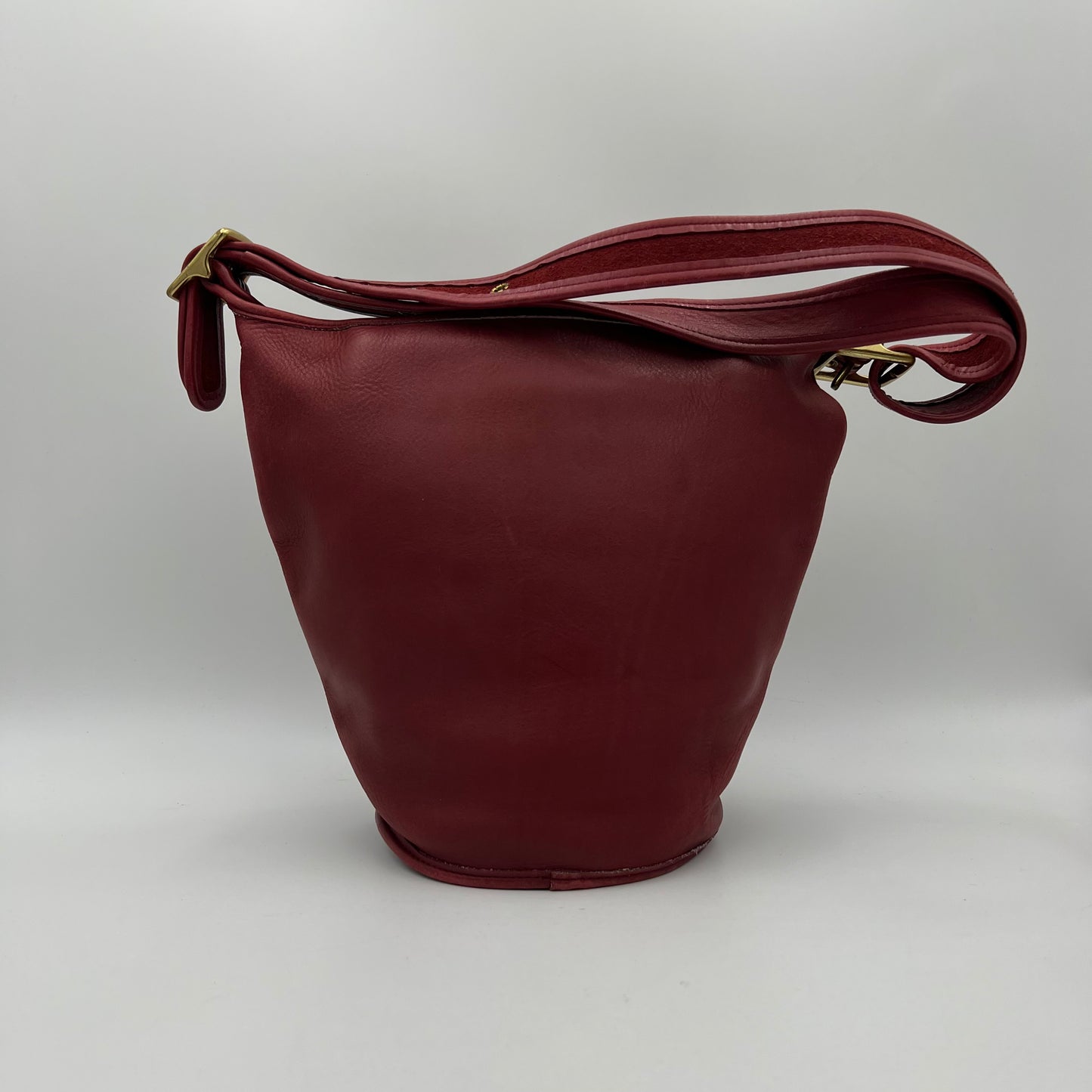 Coach Cherry Red Leather Duffle Sac
