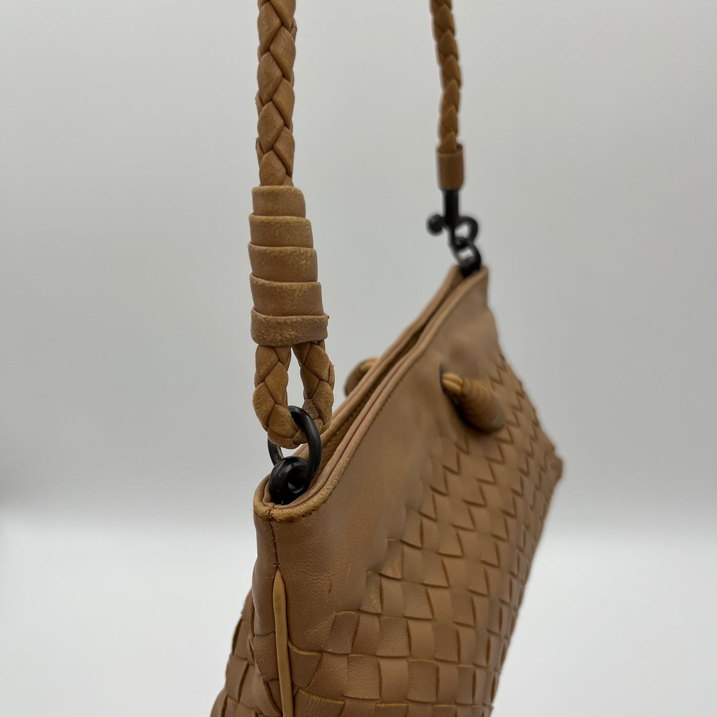 Bottega Veneta Camel Brown Intrecciato Pochette