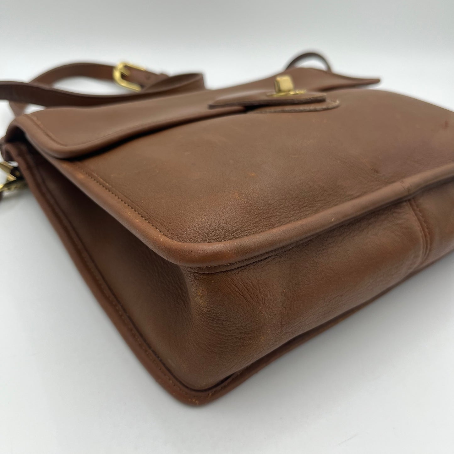 Coach Vintage British Tan Leather 9972 Willis Two-Way Bag