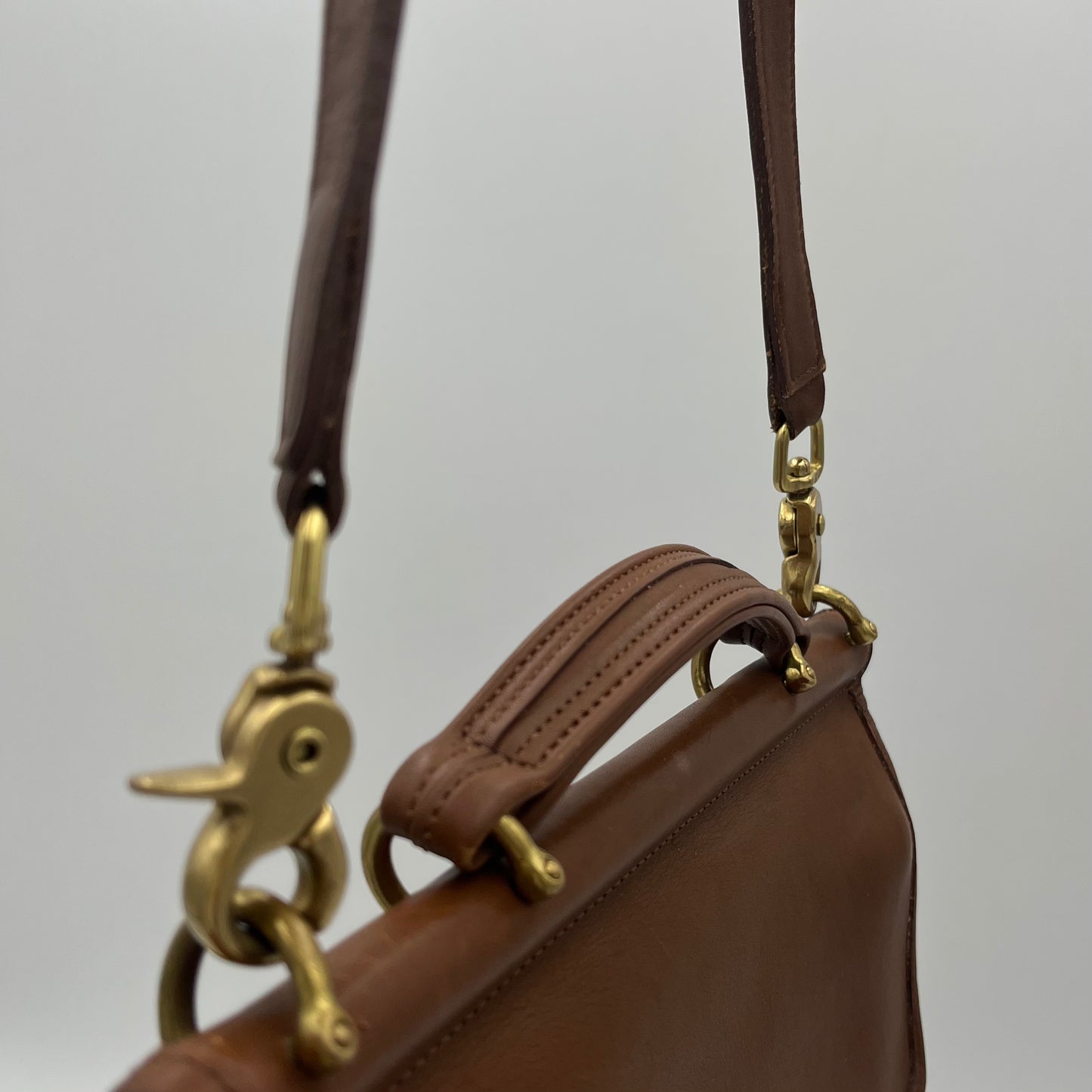Coach Vintage British Tan Leather 9972 Willis Two-Way Bag