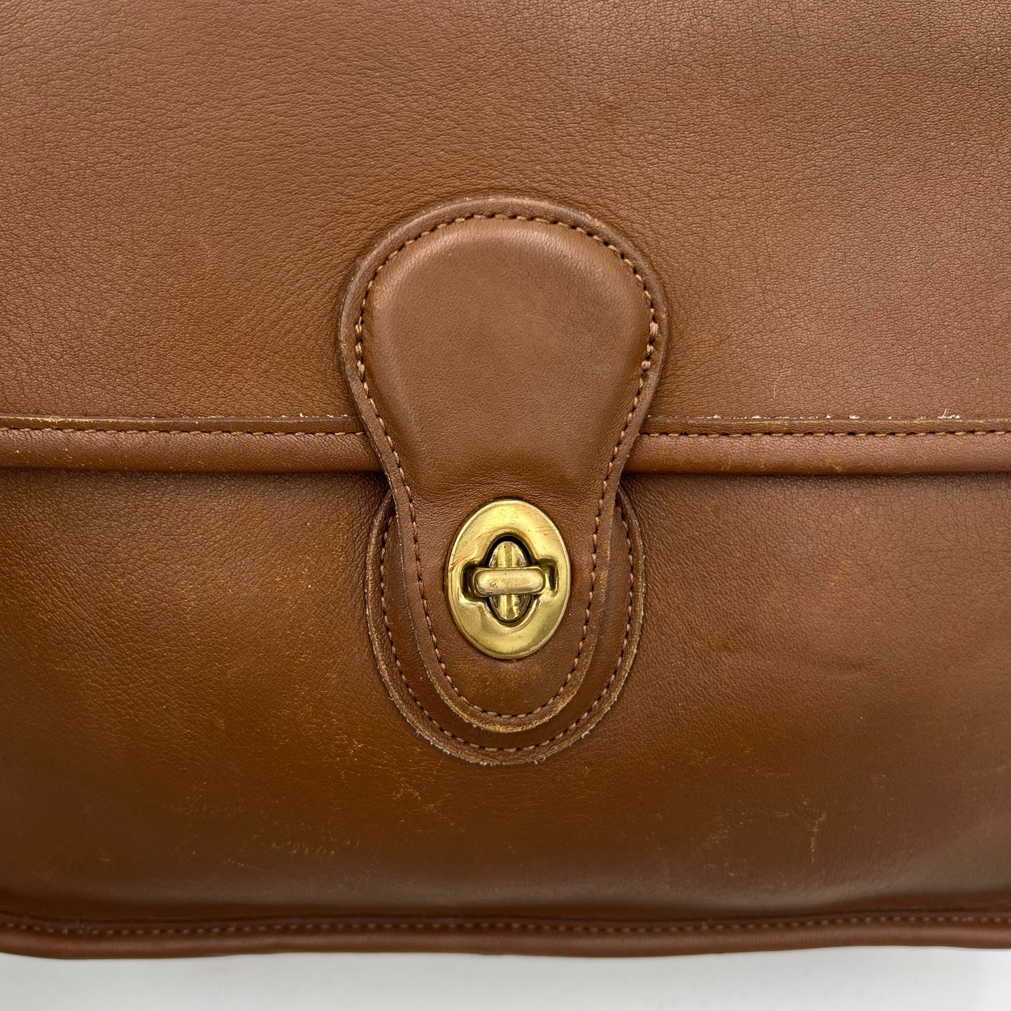 Coach Vintage British Tan Leather 9972 Willis Two-Way Bag