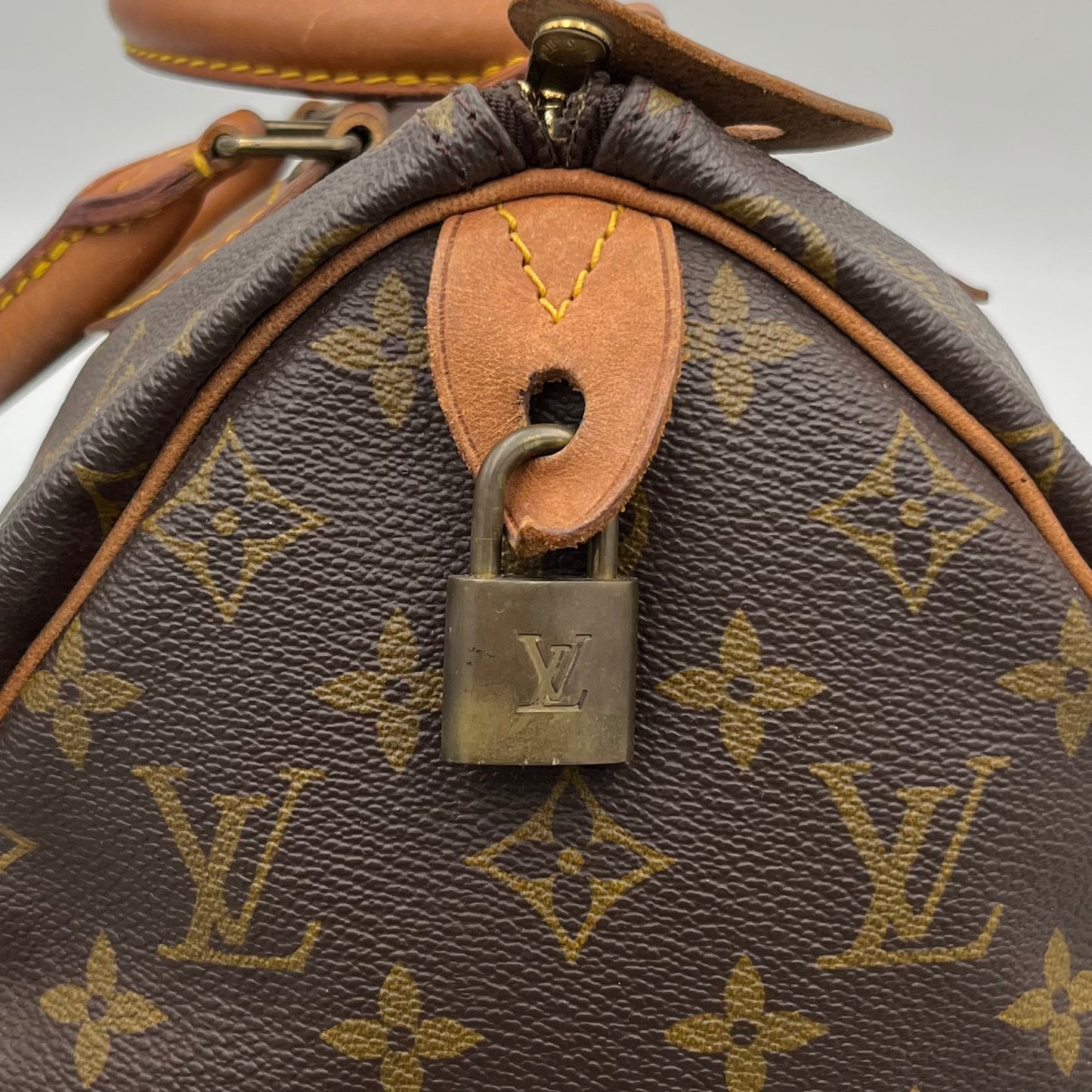 LV Vintage Monogram Speedy 30