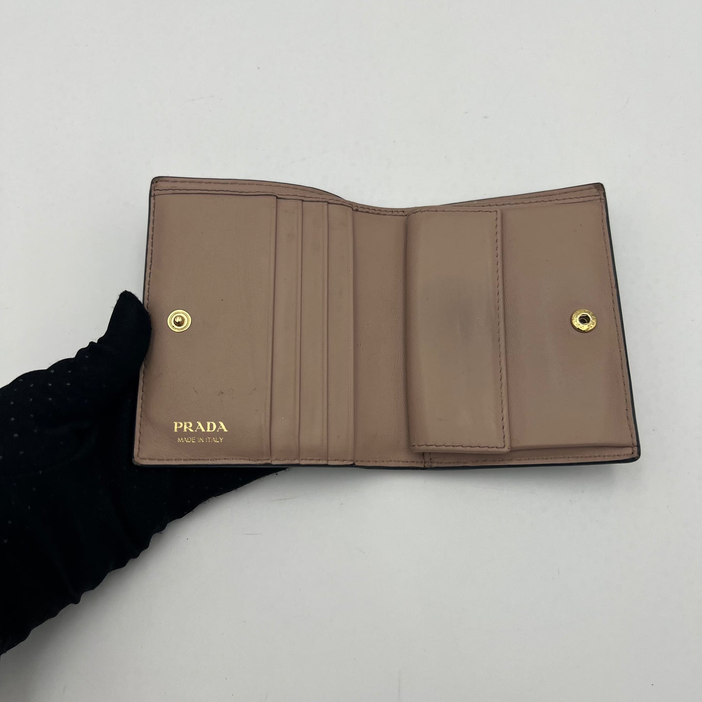 Prada Black Saffiano Beige Lining Bow Bifold Short Wallet