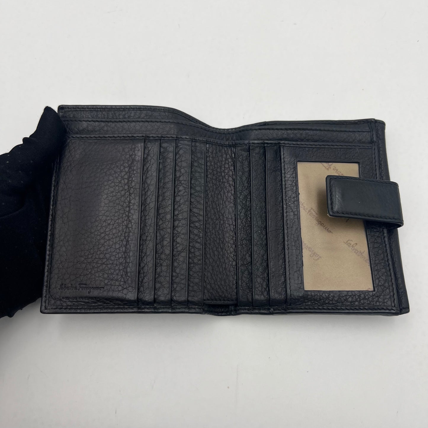 Salvatore Ferragamo Black Leather Gancini Short Bifold Wallet SHW