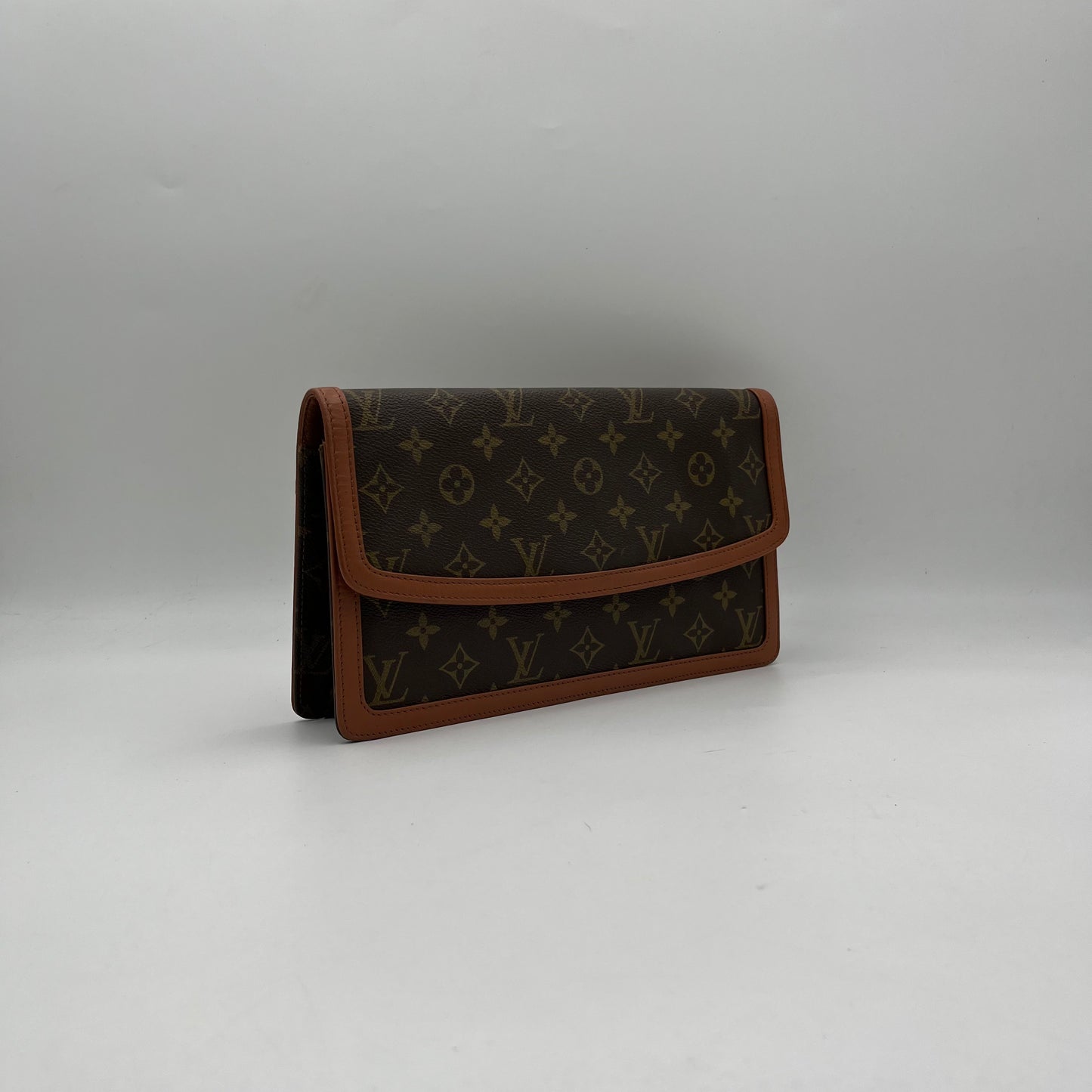 LV Monogram Pochette Dame Clutch