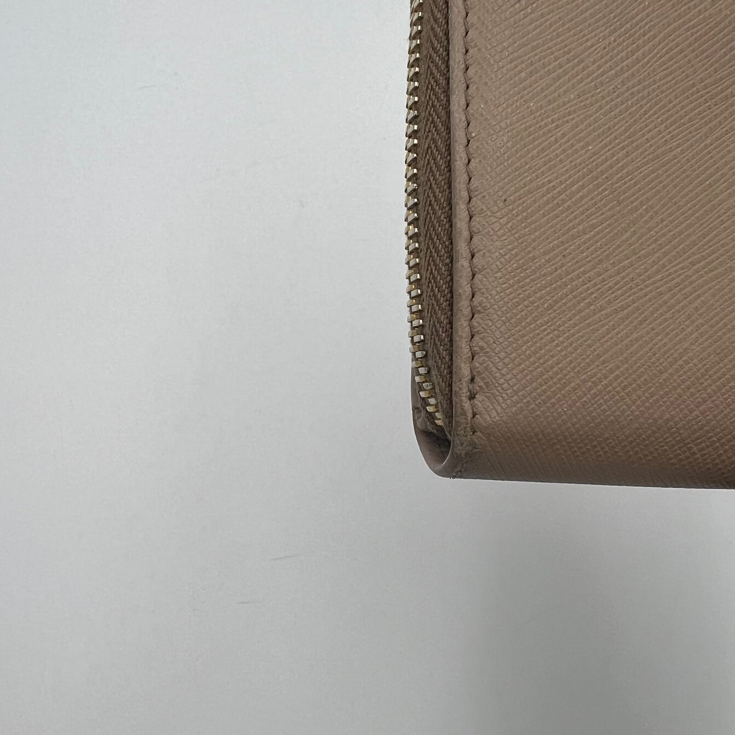 Prada Beige Saffiano Bifold Compact Zippy Wallet GHW