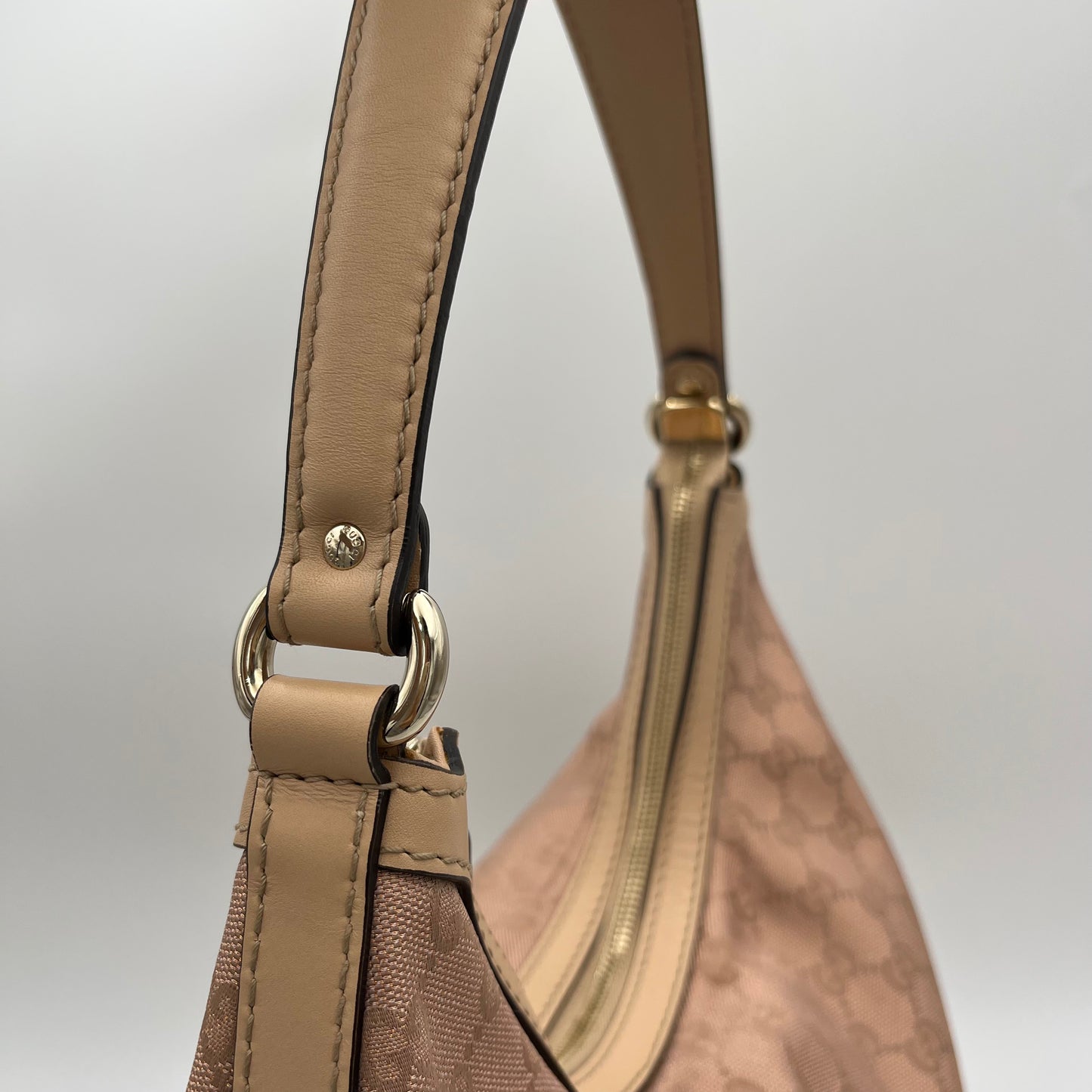 Gucci Pink Monogram Canvas and Beige Leather Lovely Heart Hobo Bag