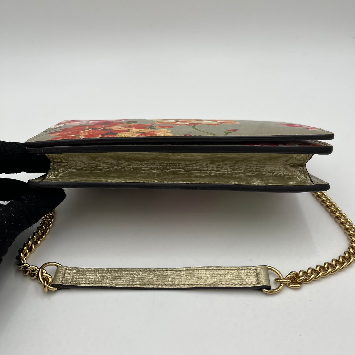 Gucci Blooms Wallet on Chain