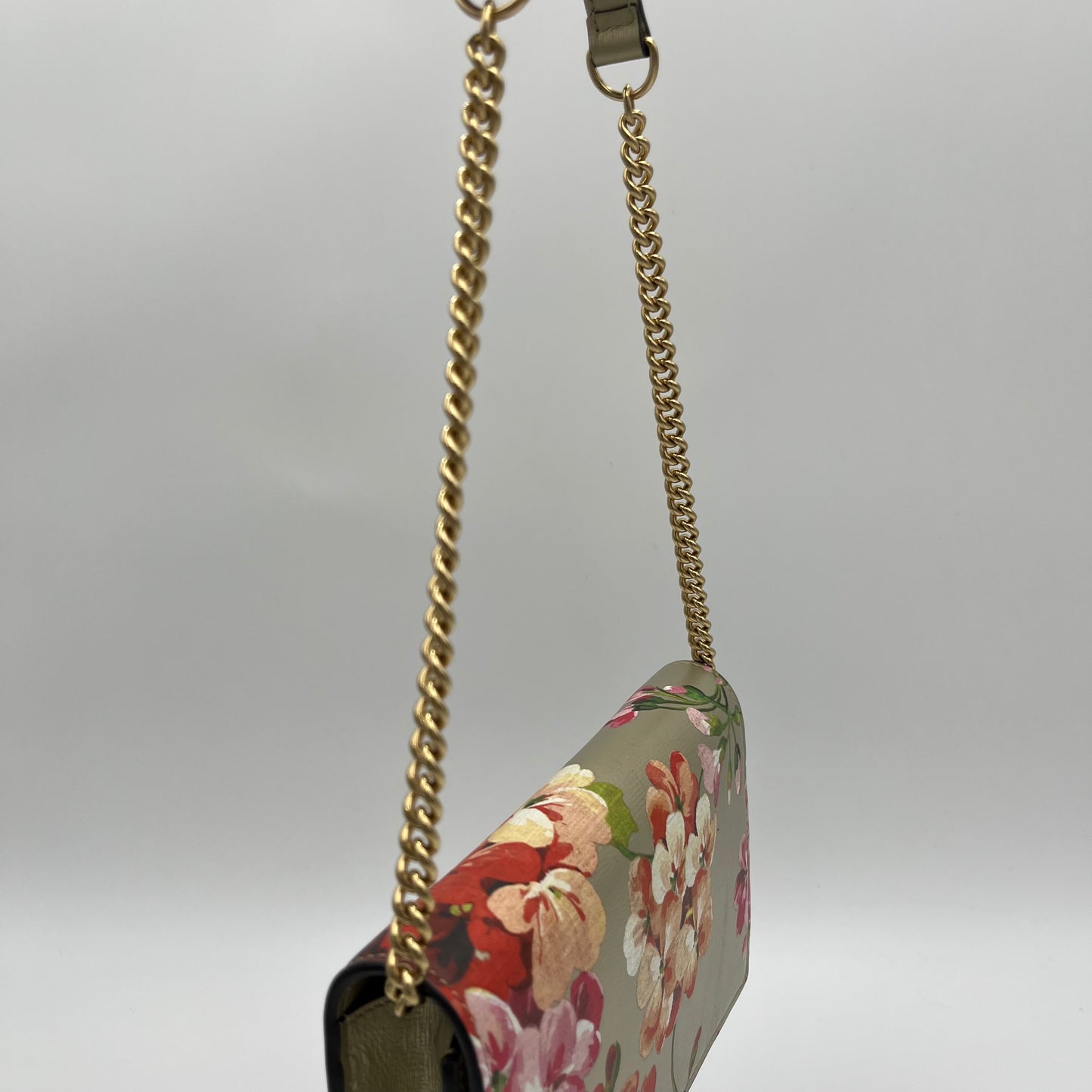 Gucci Blooms Wallet on Chain