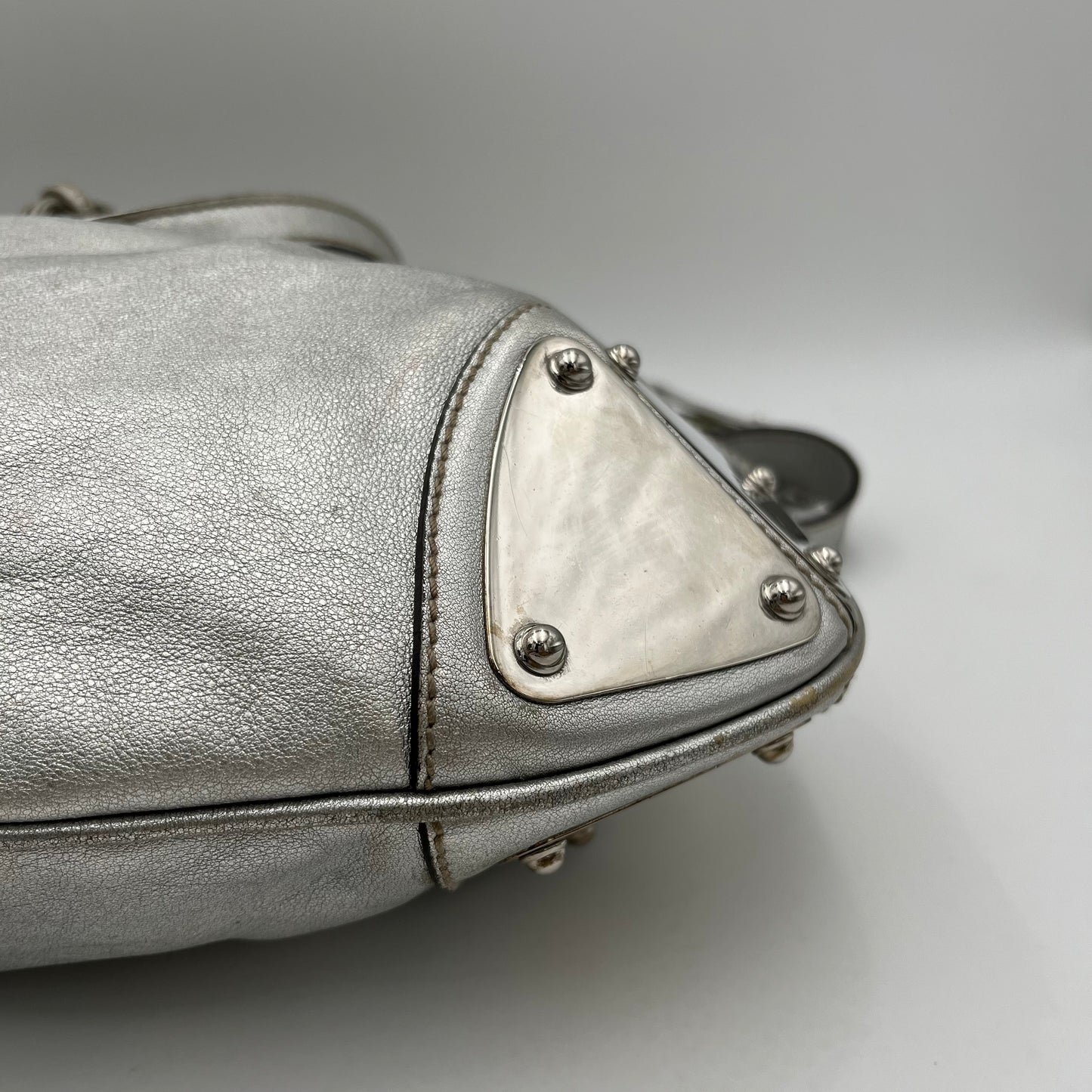 Gucci Silver Leather Babouska Indy Hobo Bag