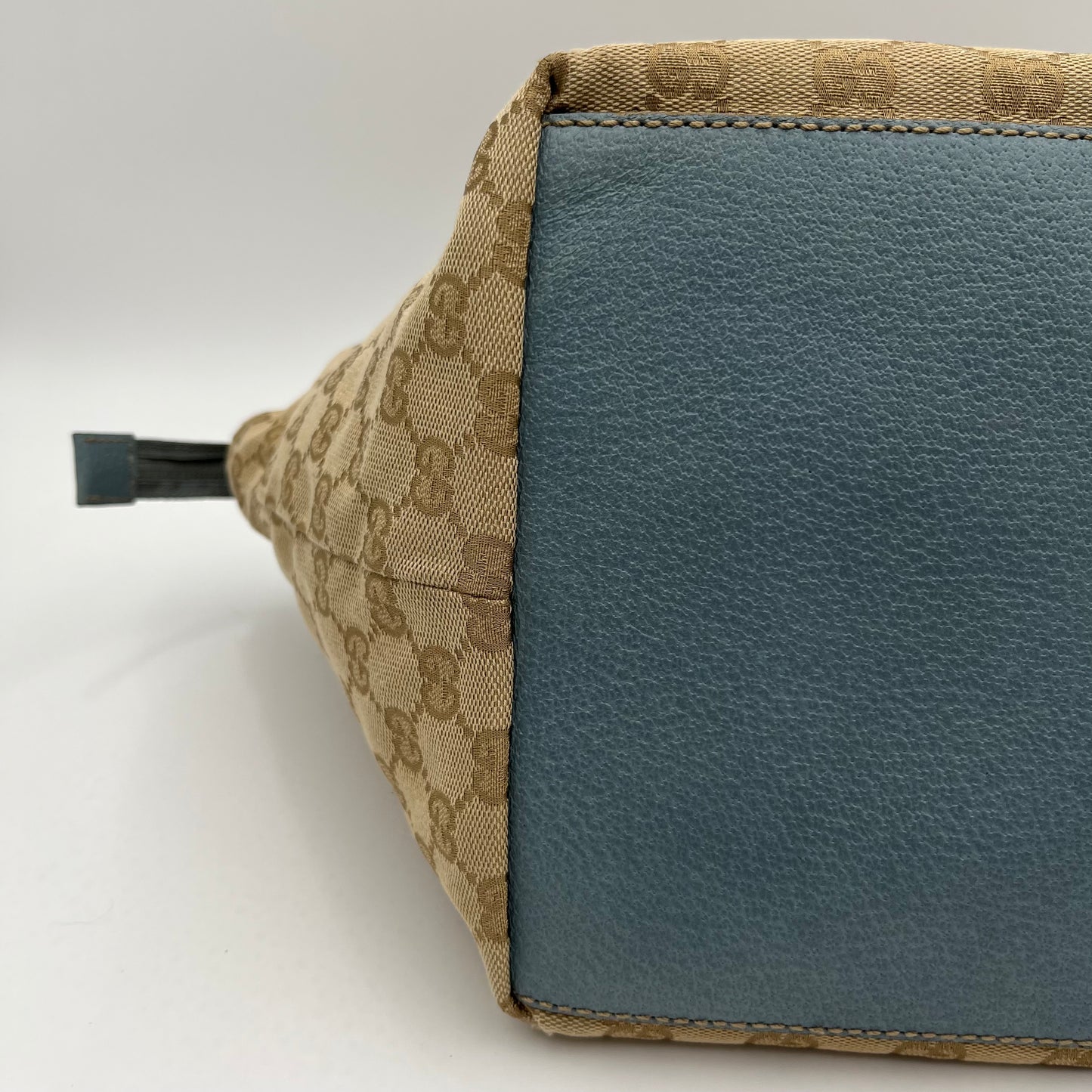 Gucci Beige Monogram Canvas and Leather Web Sherryline Boat Handbag