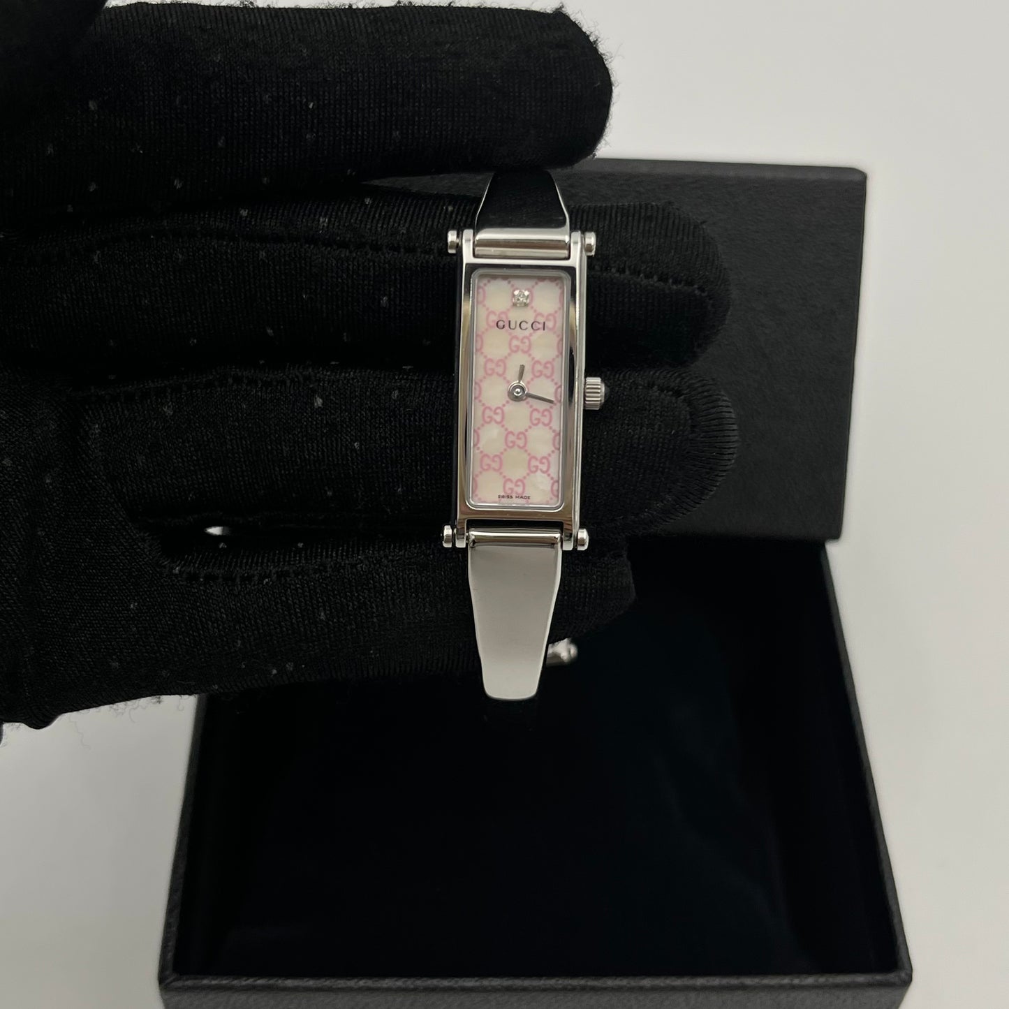 Gucci Vintage 1500L Pink Guccissima Dial w/ Single Diamond Marker Stainless Steel Quartz Ladies Bangle Watch