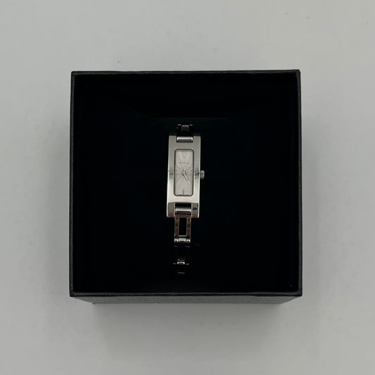 Gucci Vintage 3900L Silver Dial Stainless Steel Quartz Ladies Watch