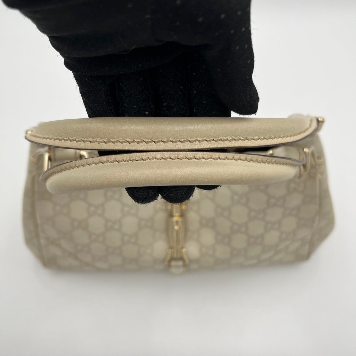 Gucci Off White Guccissima Leather Jackie Shoulder Bag
