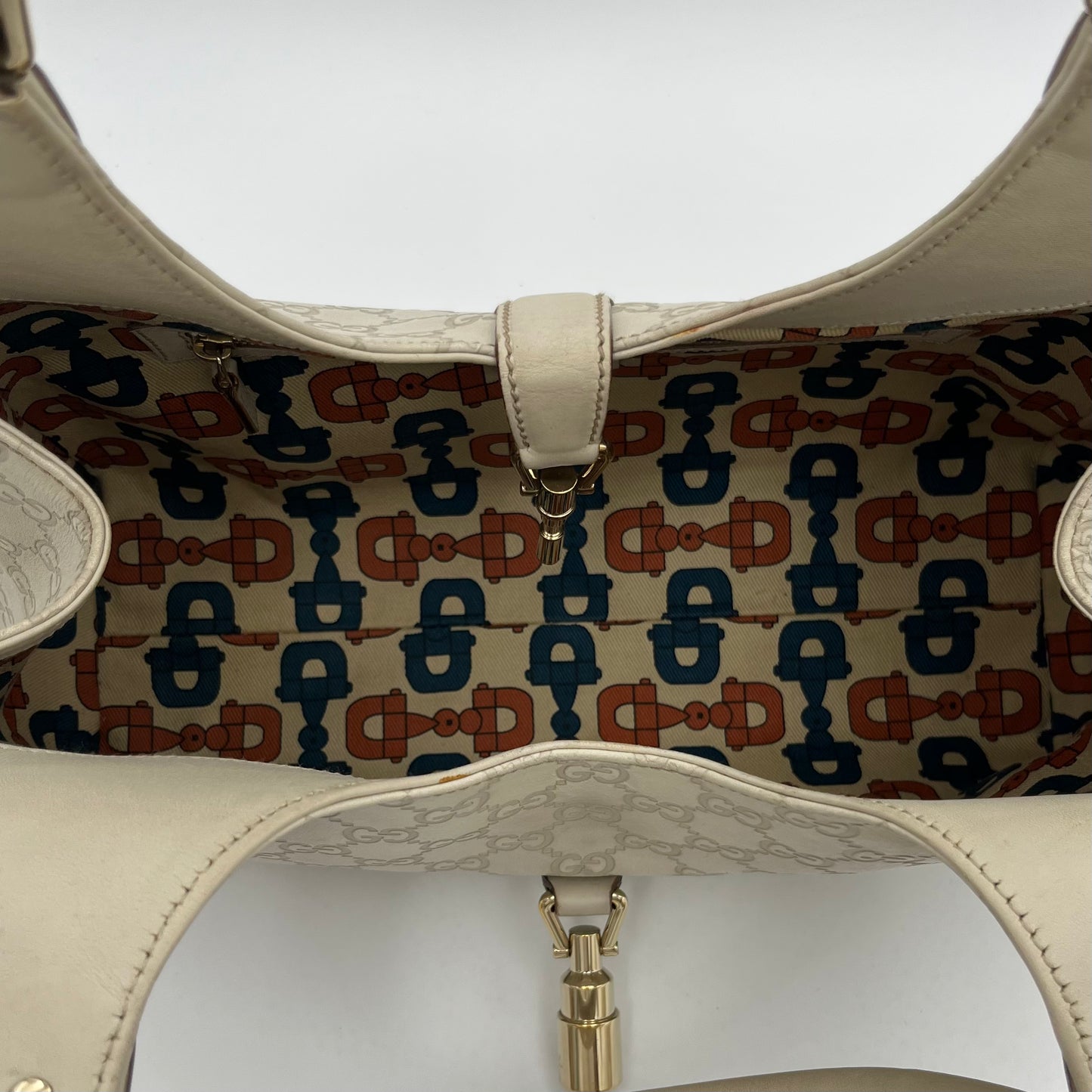 Gucci Off White Guccissima Leather Jackie Shoulder Bag