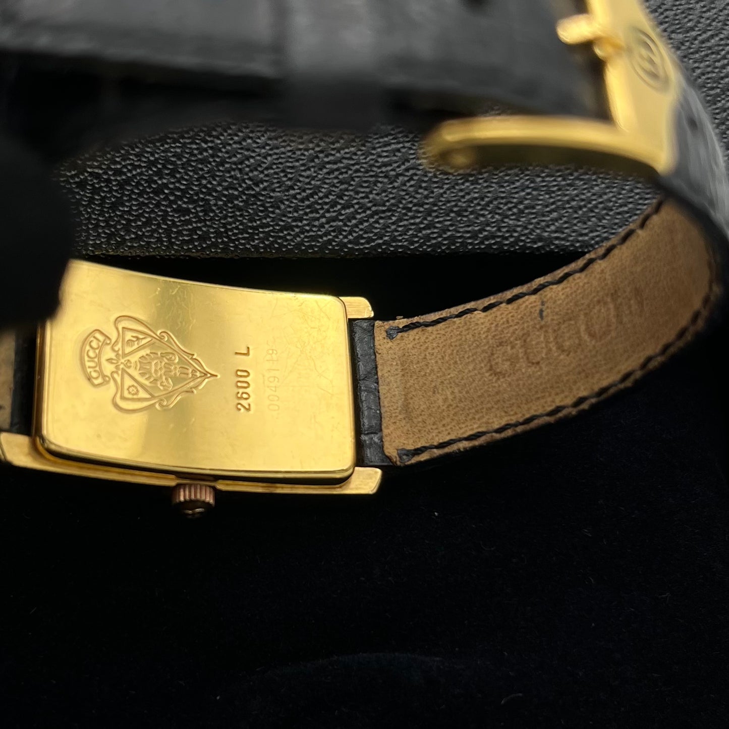 Gucci Vintage 2600L Women's Gold-Plated Tank Quartz Watch