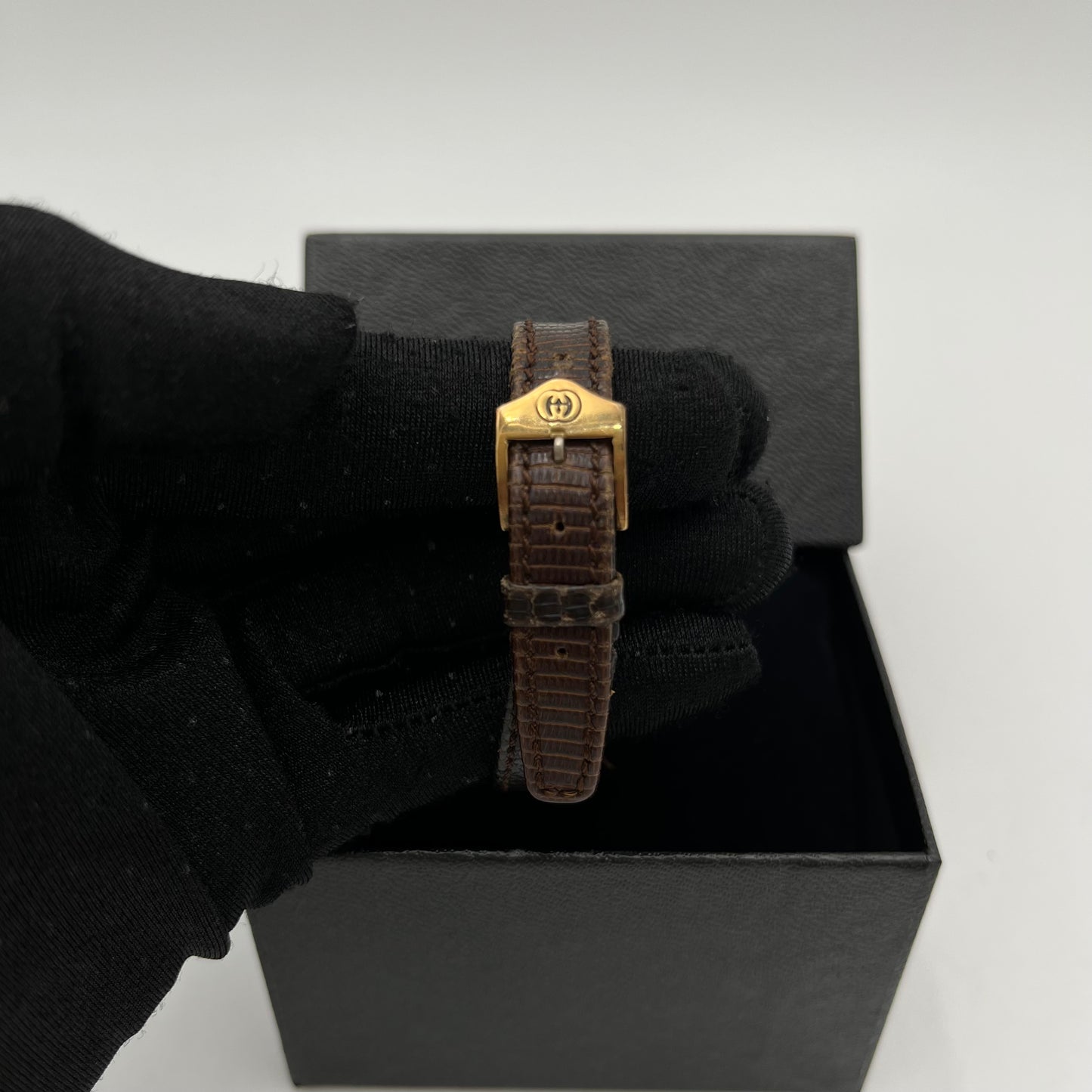 Gucci 3000.2L Round Sherryline Face Ladies Watch