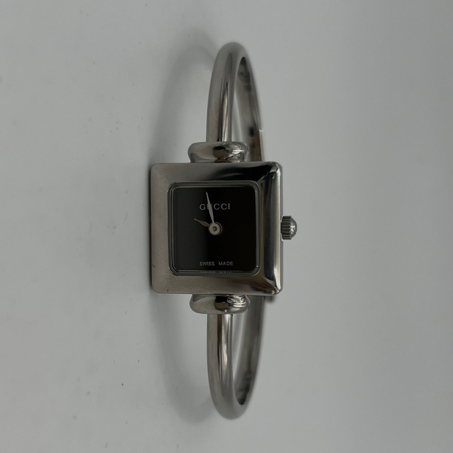 Gucci Vintage 1900L Women's Black Square Face Stainless Steel Quartz Bangle Watch