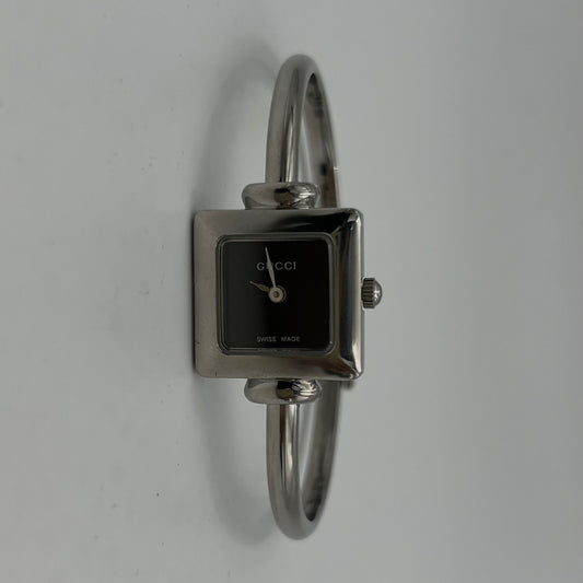 Gucci Vintage 1900L Women's Black Square Face Stainless Steel Quartz Bangle Watch