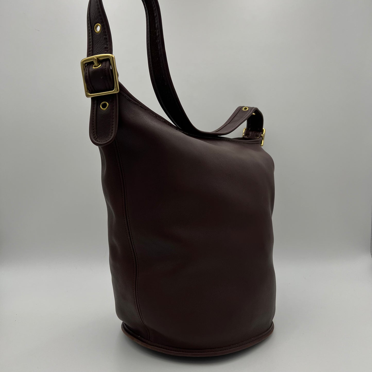 Coach Vintage 9085 Brown Leather Duffle Sac