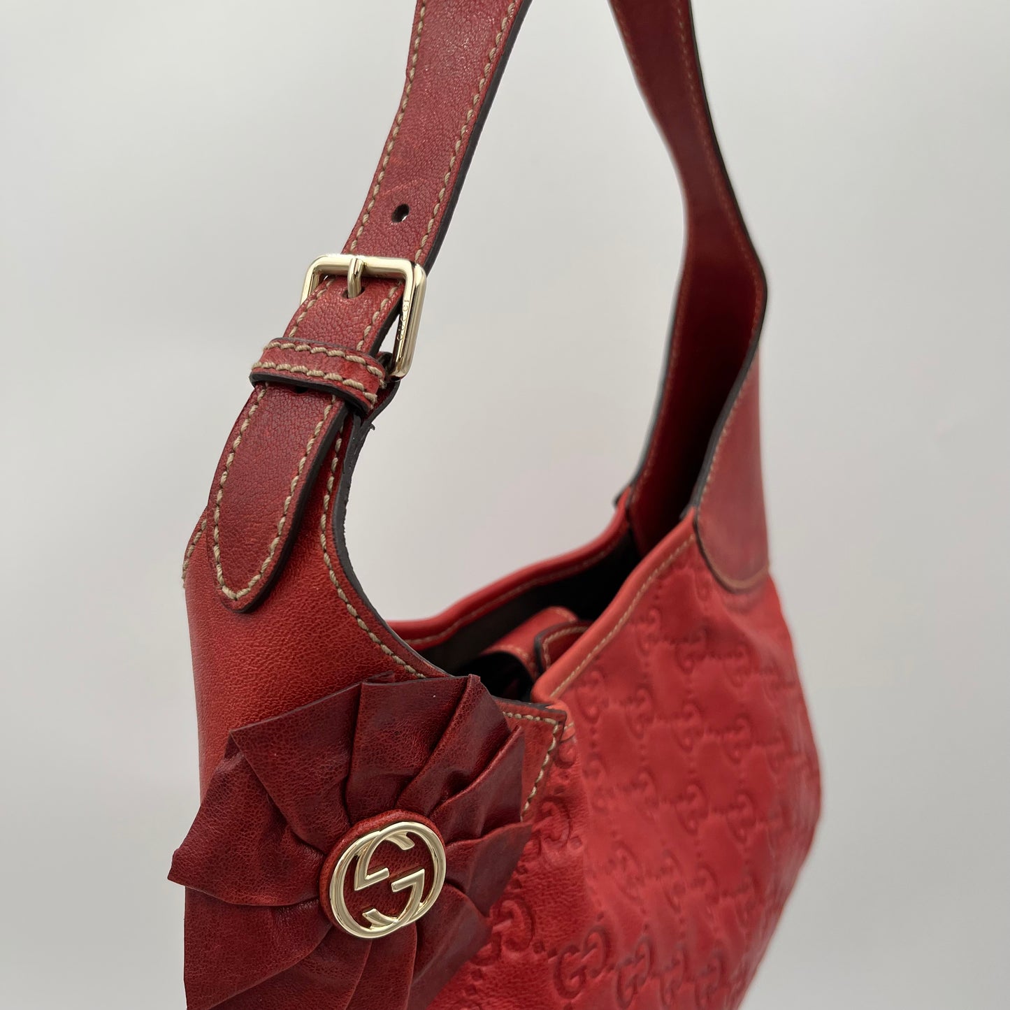 Gucci Red Guccissima Leather GG Flower Hobo Bag