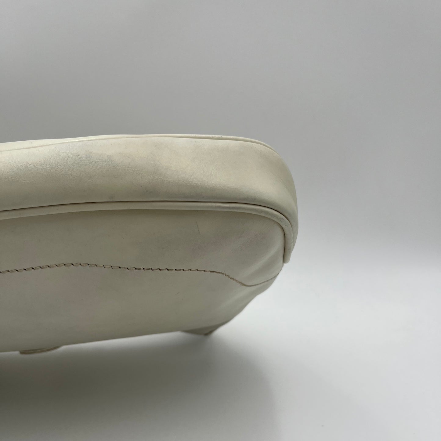 Gucci Vintage White Leather Blue Red Sherryline 1961 Jackie
