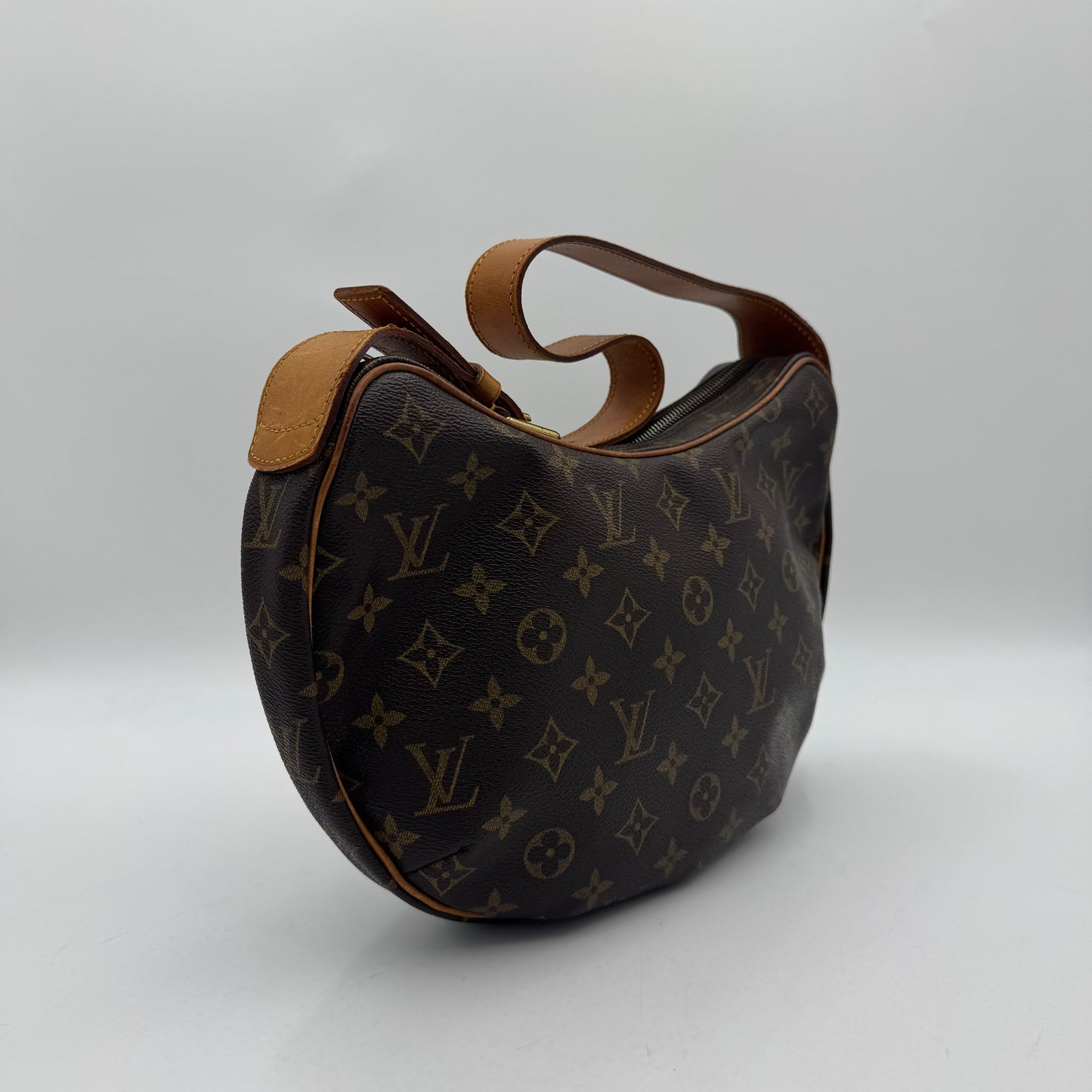 Louis Vuitton Monogram Croissant MM
