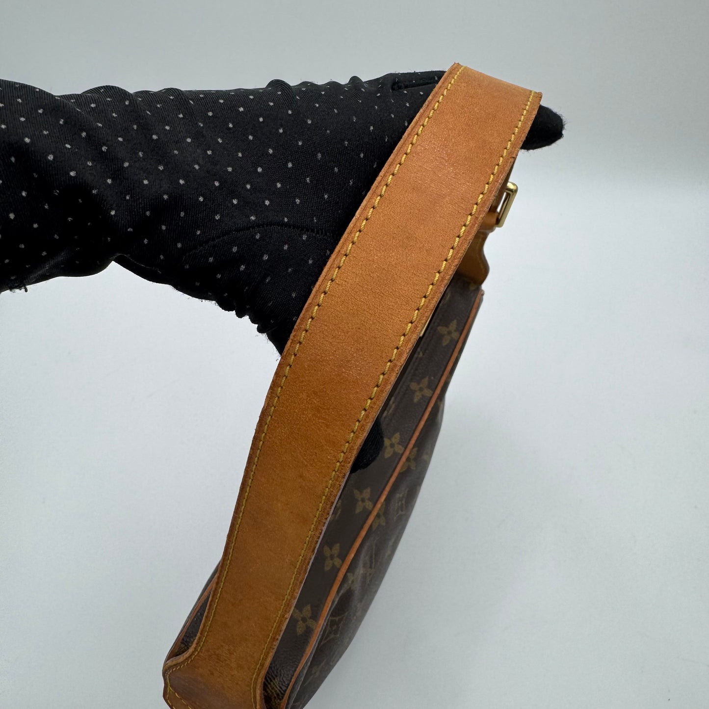 Louis Vuitton Monogram Croissant MM