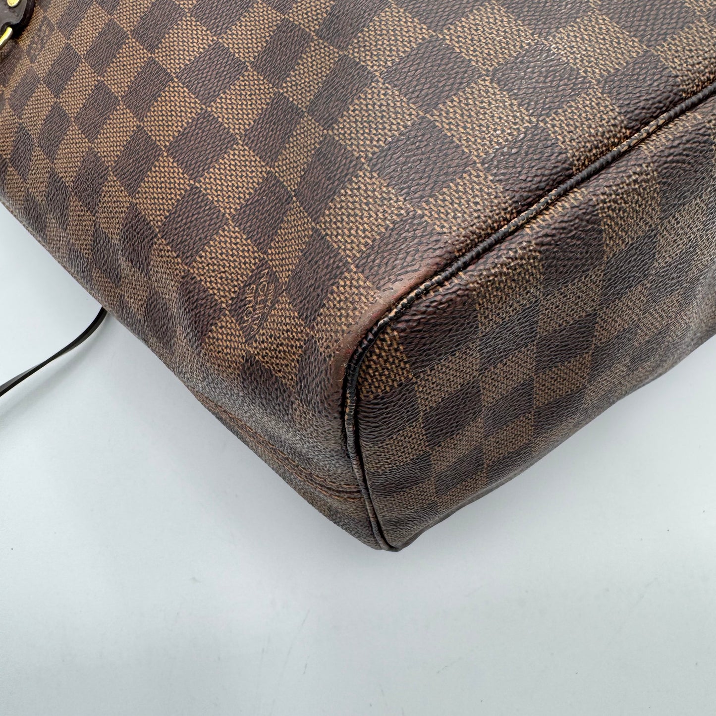 Louis Vuitton Damier Ebene Neverfull MM