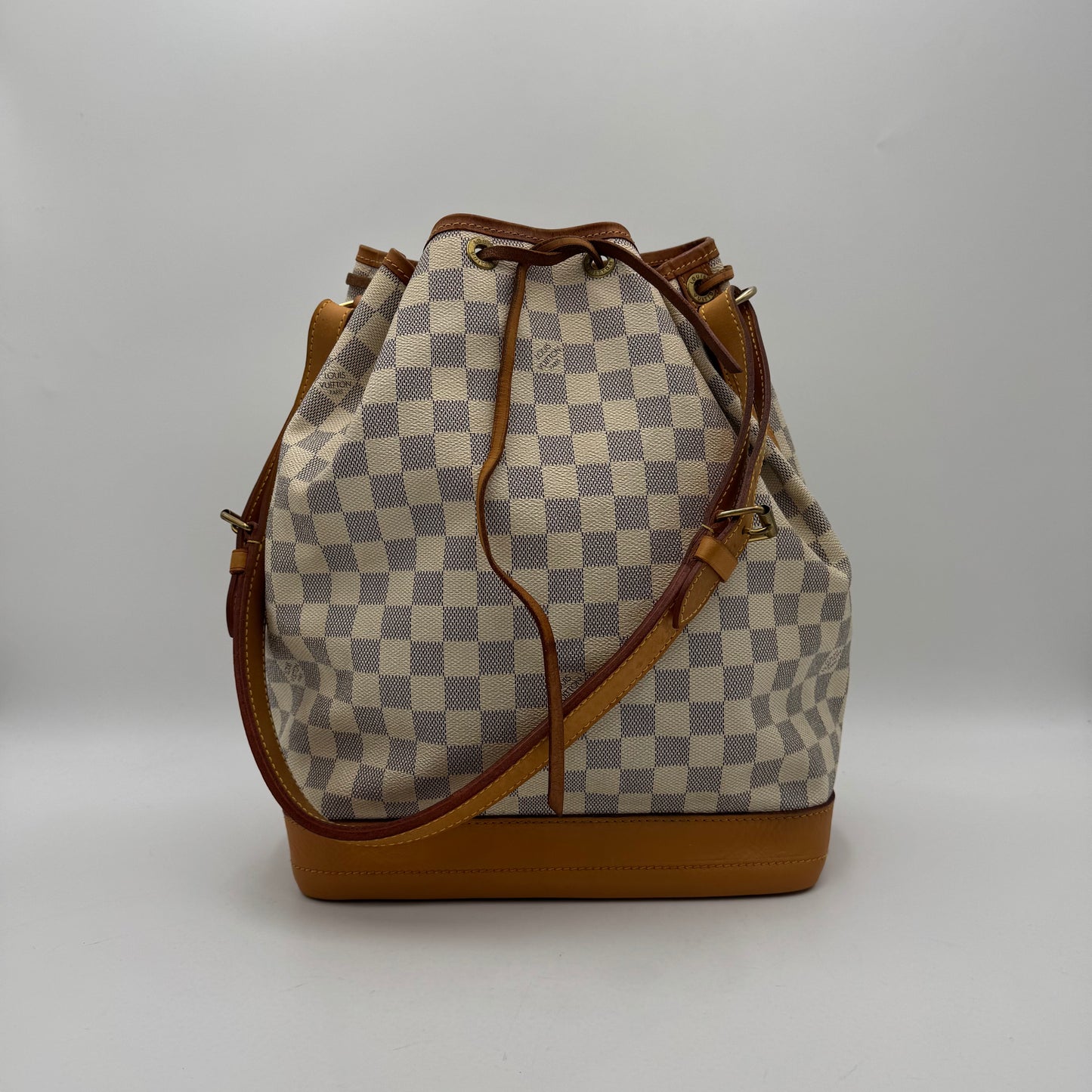 Louis Vuitton Damier Azur Noe GM