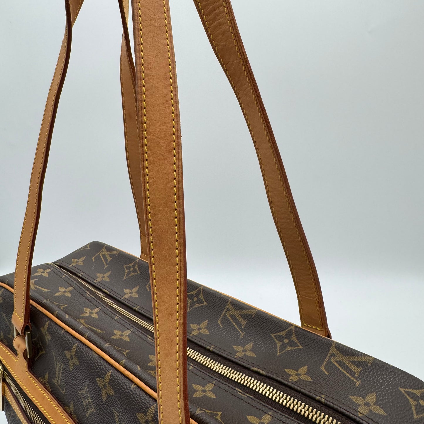 Louis Vuitton Monogram Cite GM