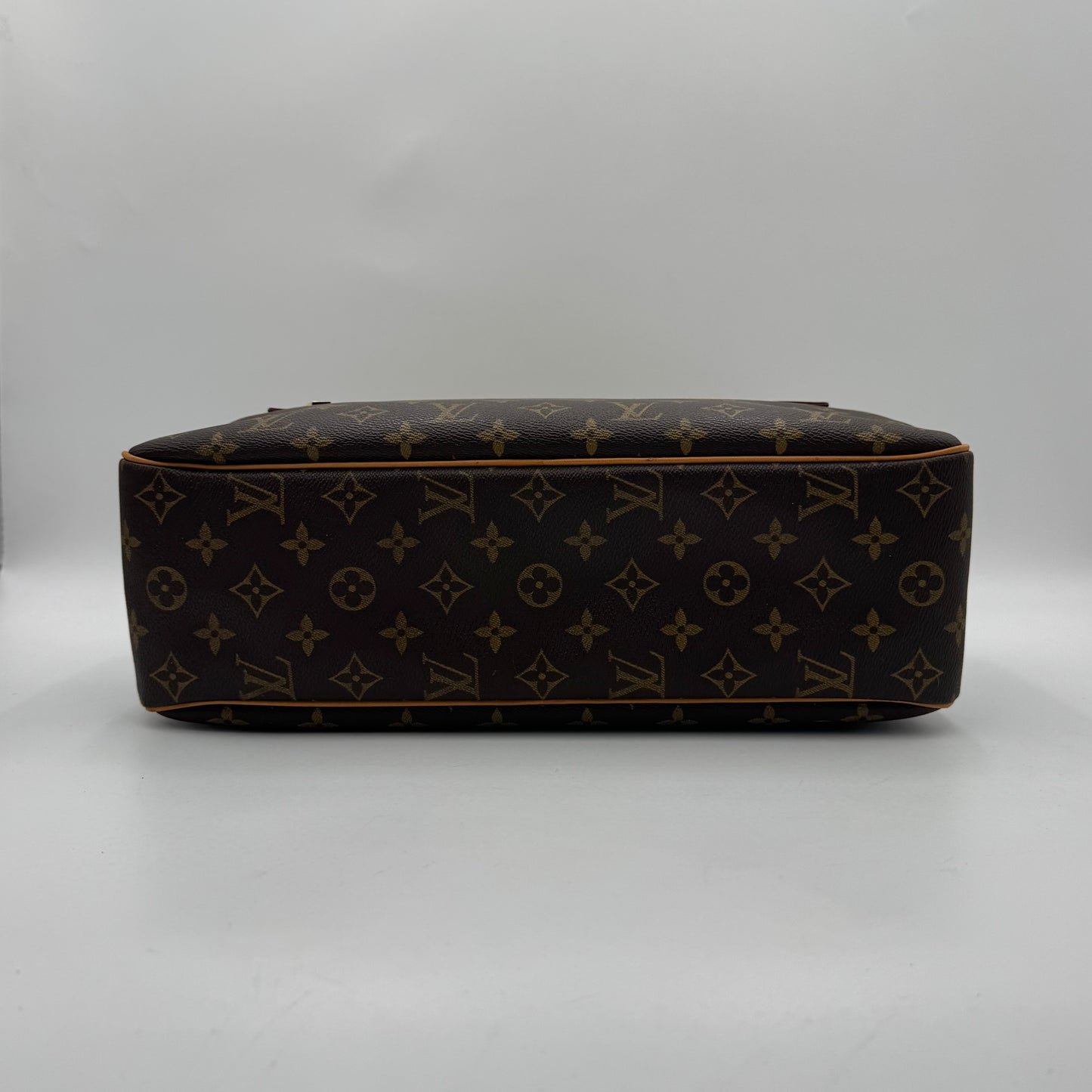 Louis Vuitton Monogram Cite GM